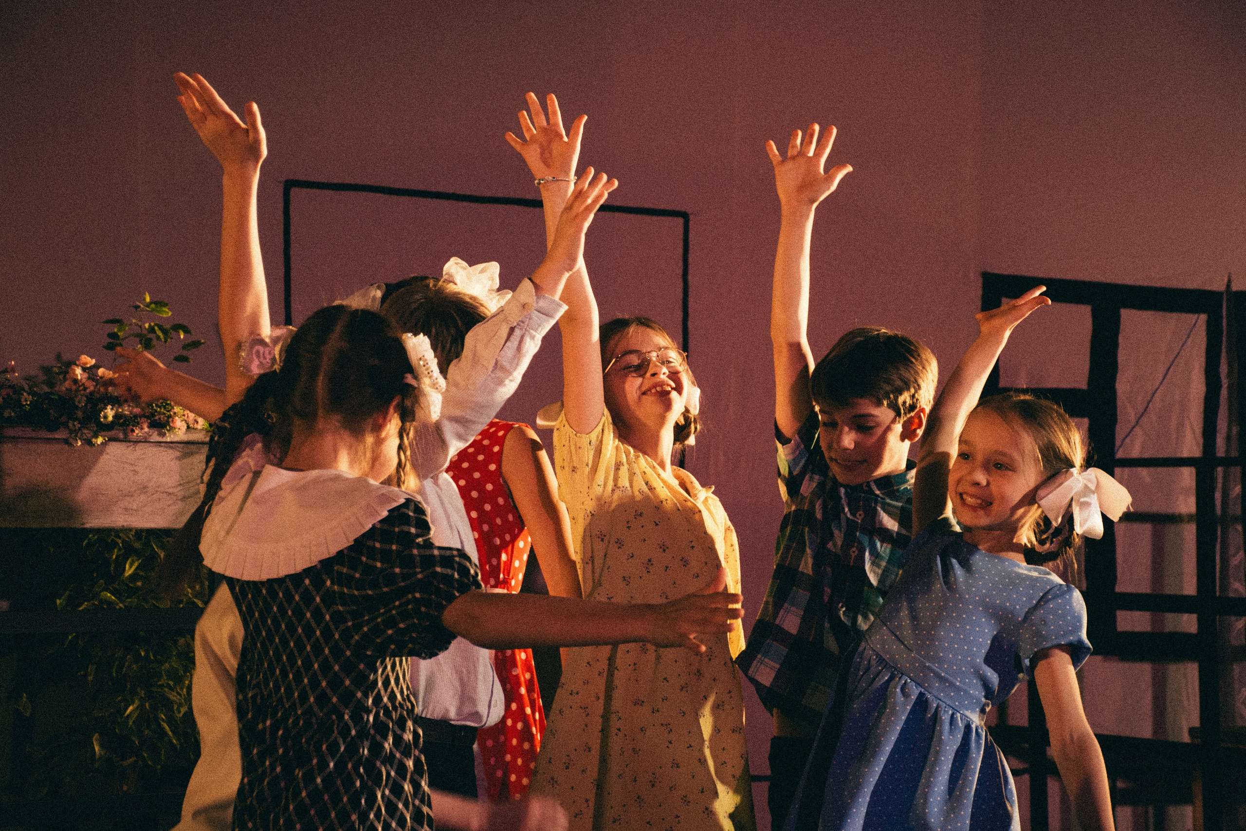 Дети Сац. Фотограф в Москве. Индивидуальные и парные съёмки, мероприятия, промо-съёмки для артистов