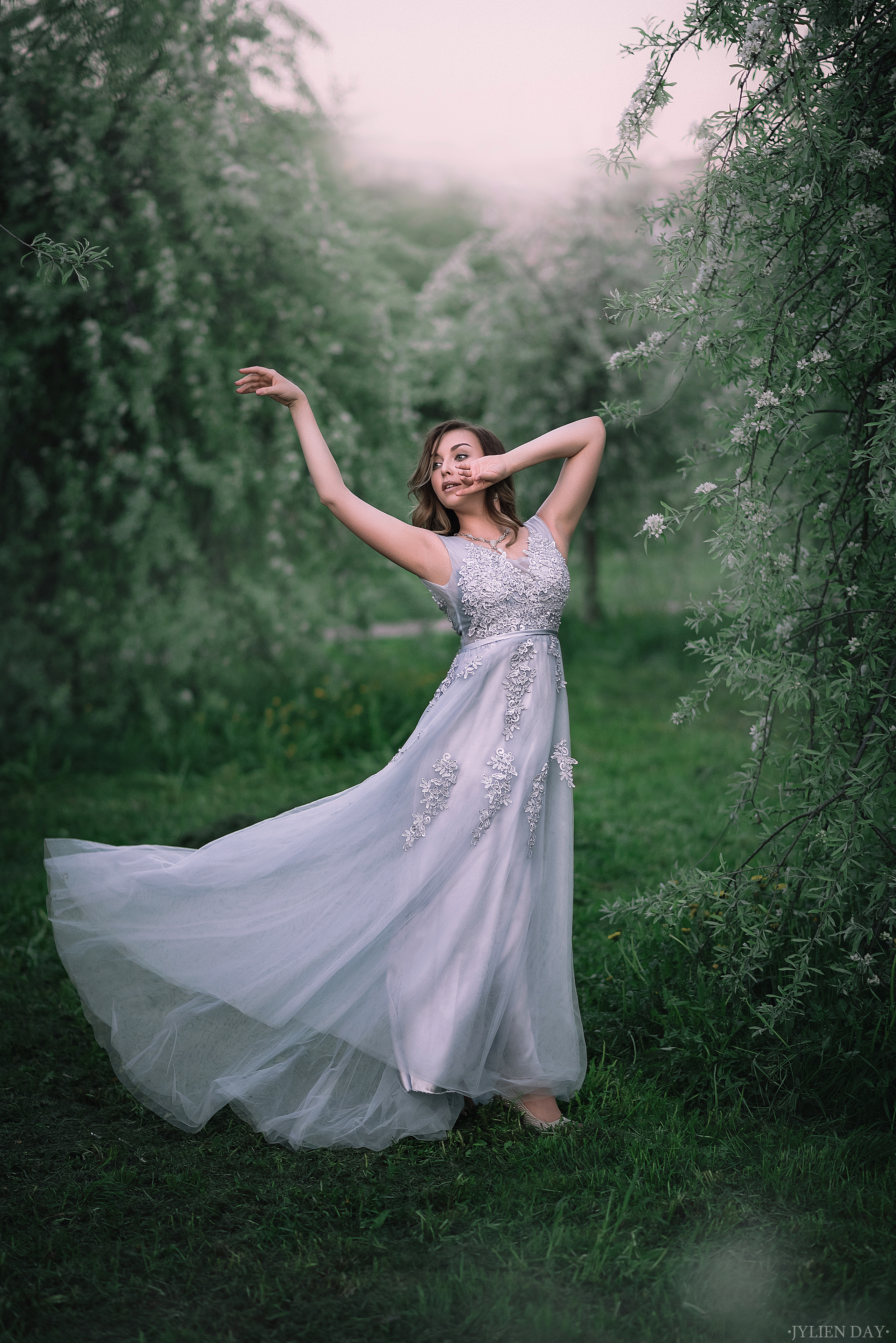 Фотосессия в яблоневом саду на закате. Юля Дэй • Фотограф, Санкт-Петербург