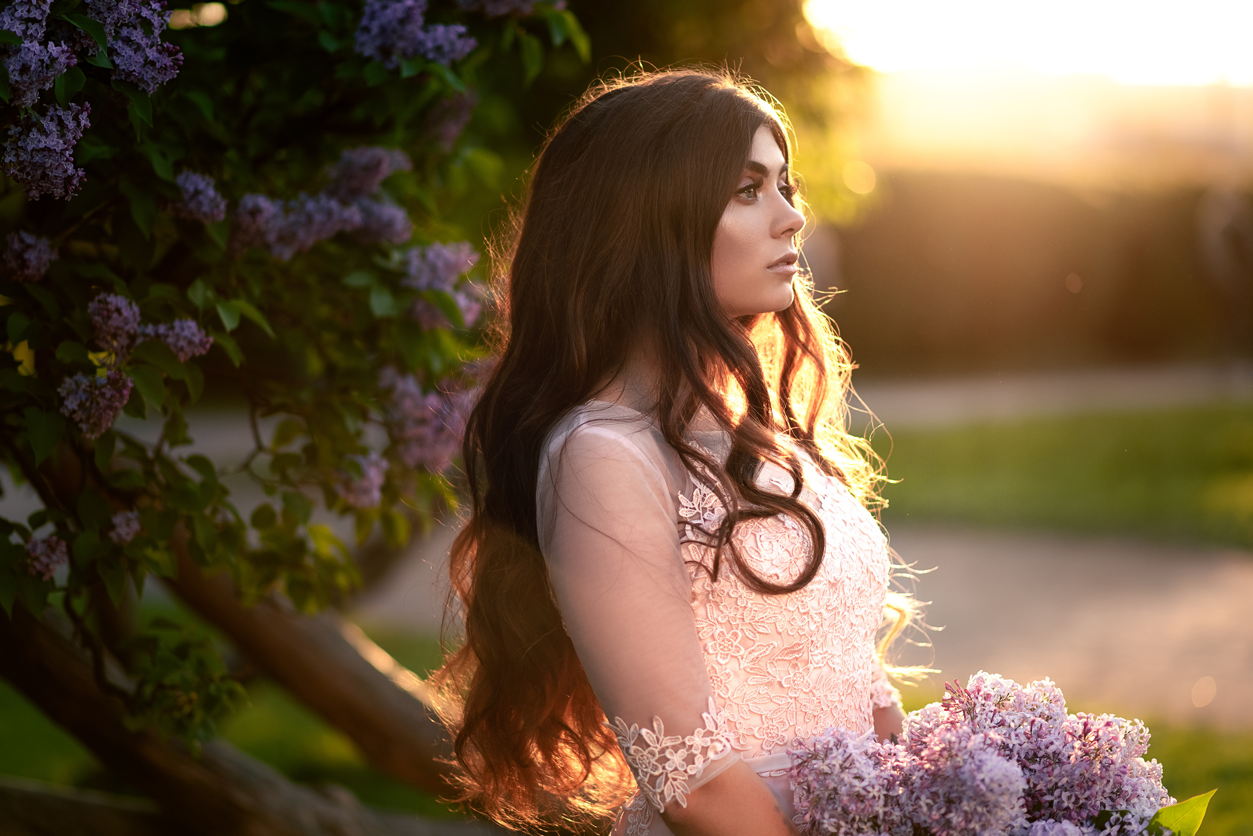 Нежная фотосессия в цветущей сирени. Юля Дэй • Фотограф, Санкт-Петербург