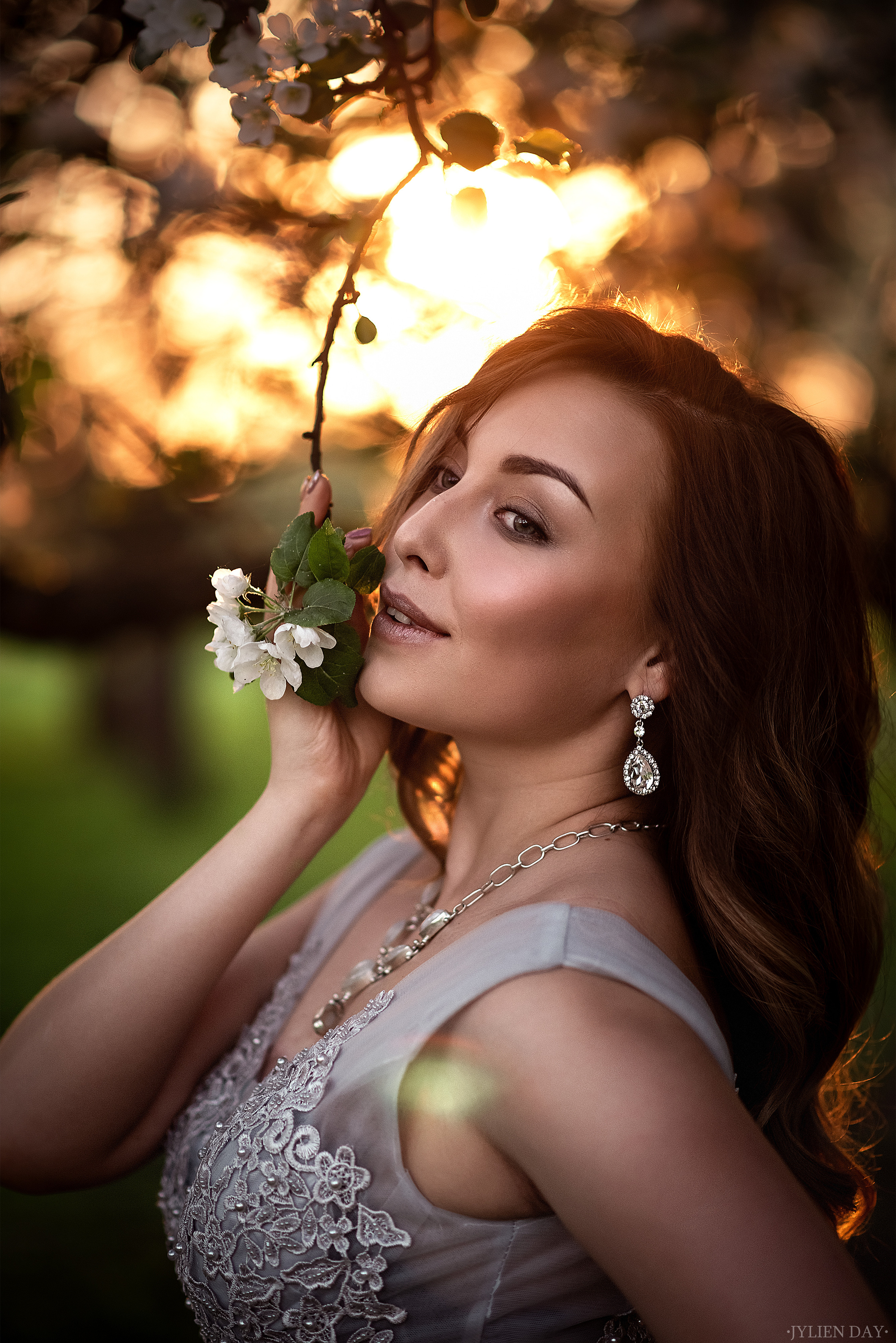 Фотосессия в яблоневом саду на закате. Юля Дэй • Фотограф, Санкт-Петербург