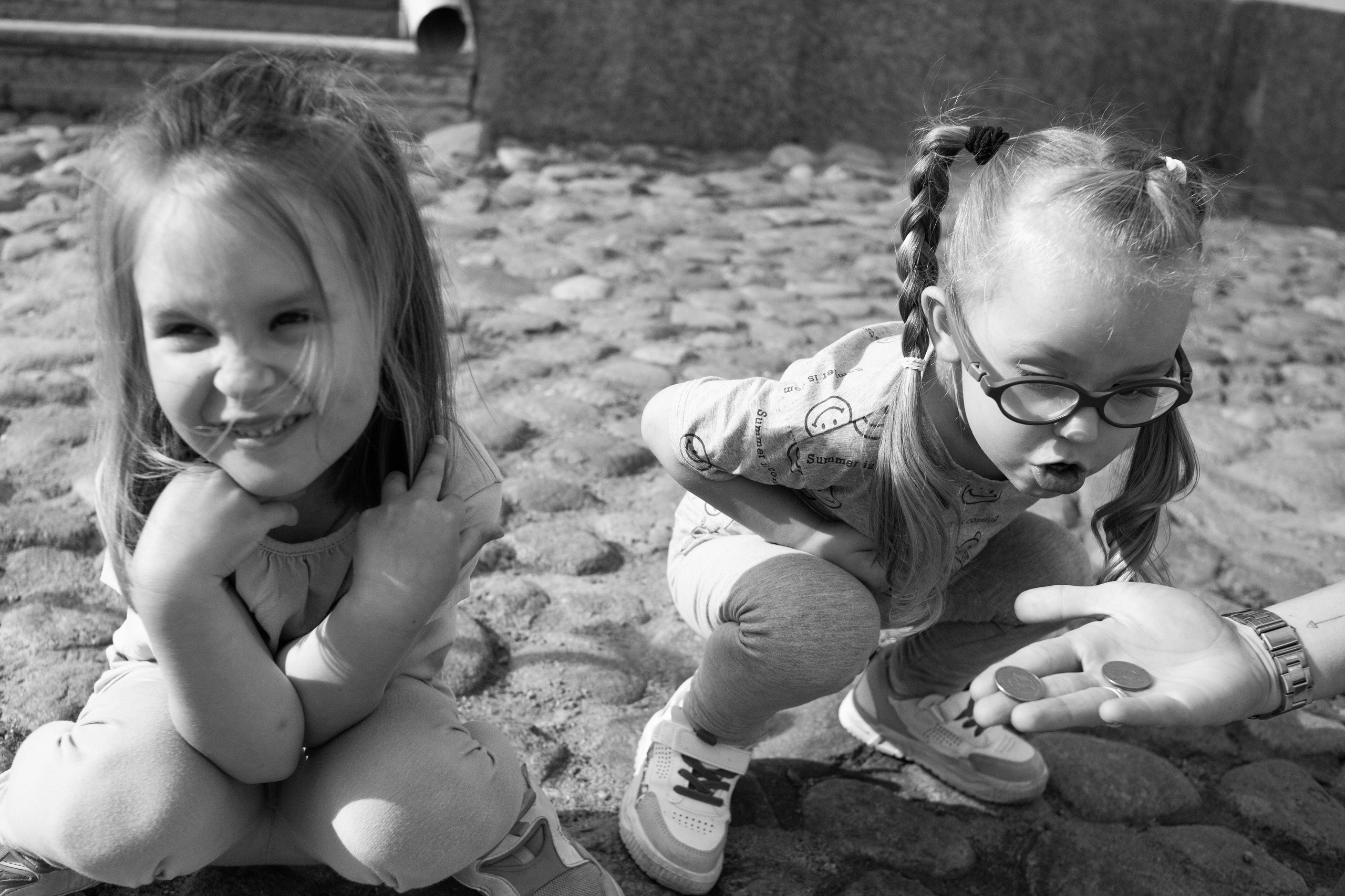 Алиса и Кристина. Детский и семейный фотограф в Челябинске Логинова Валерия