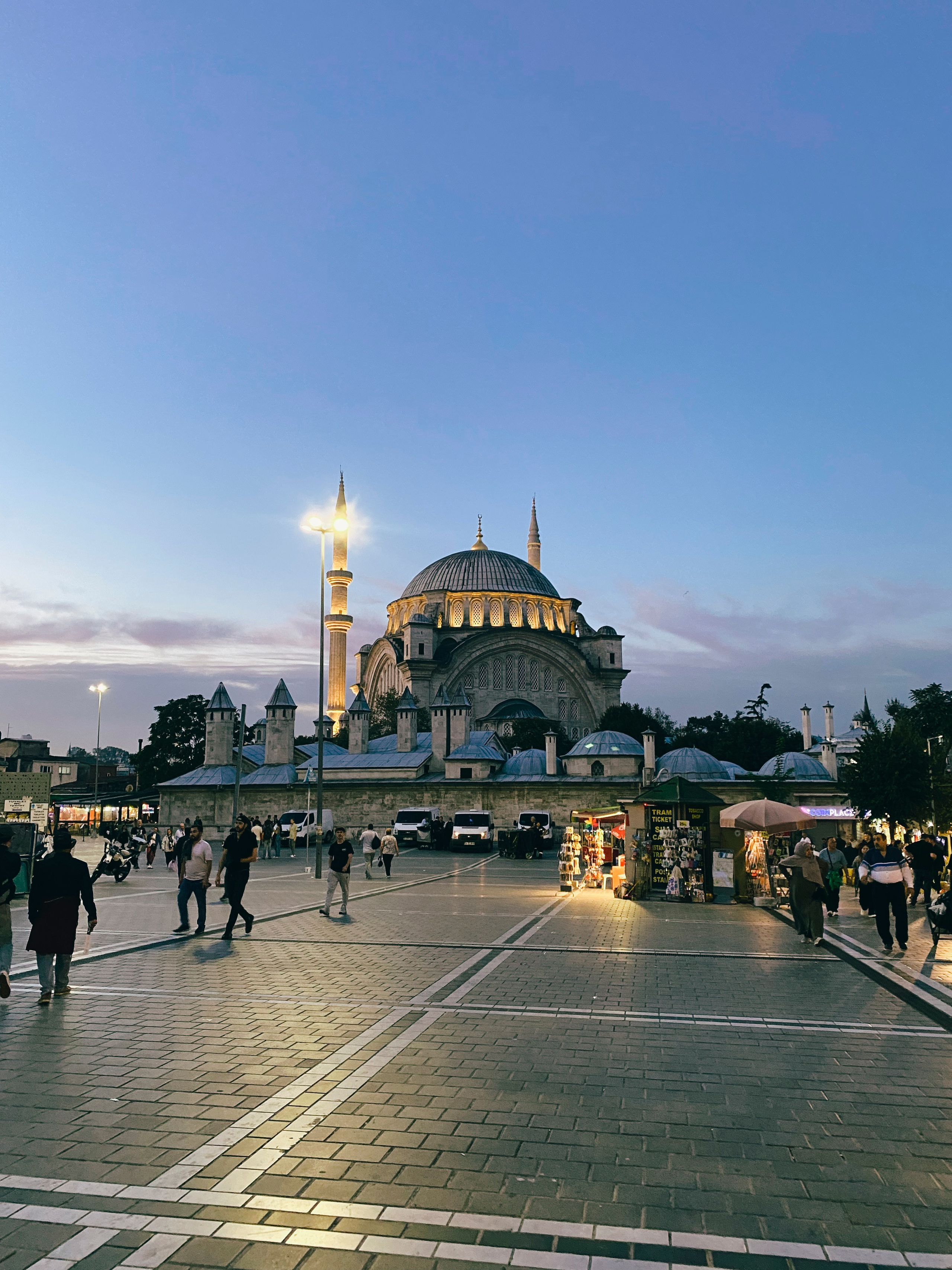 Iphone. Photographer in Turkey — Dari N