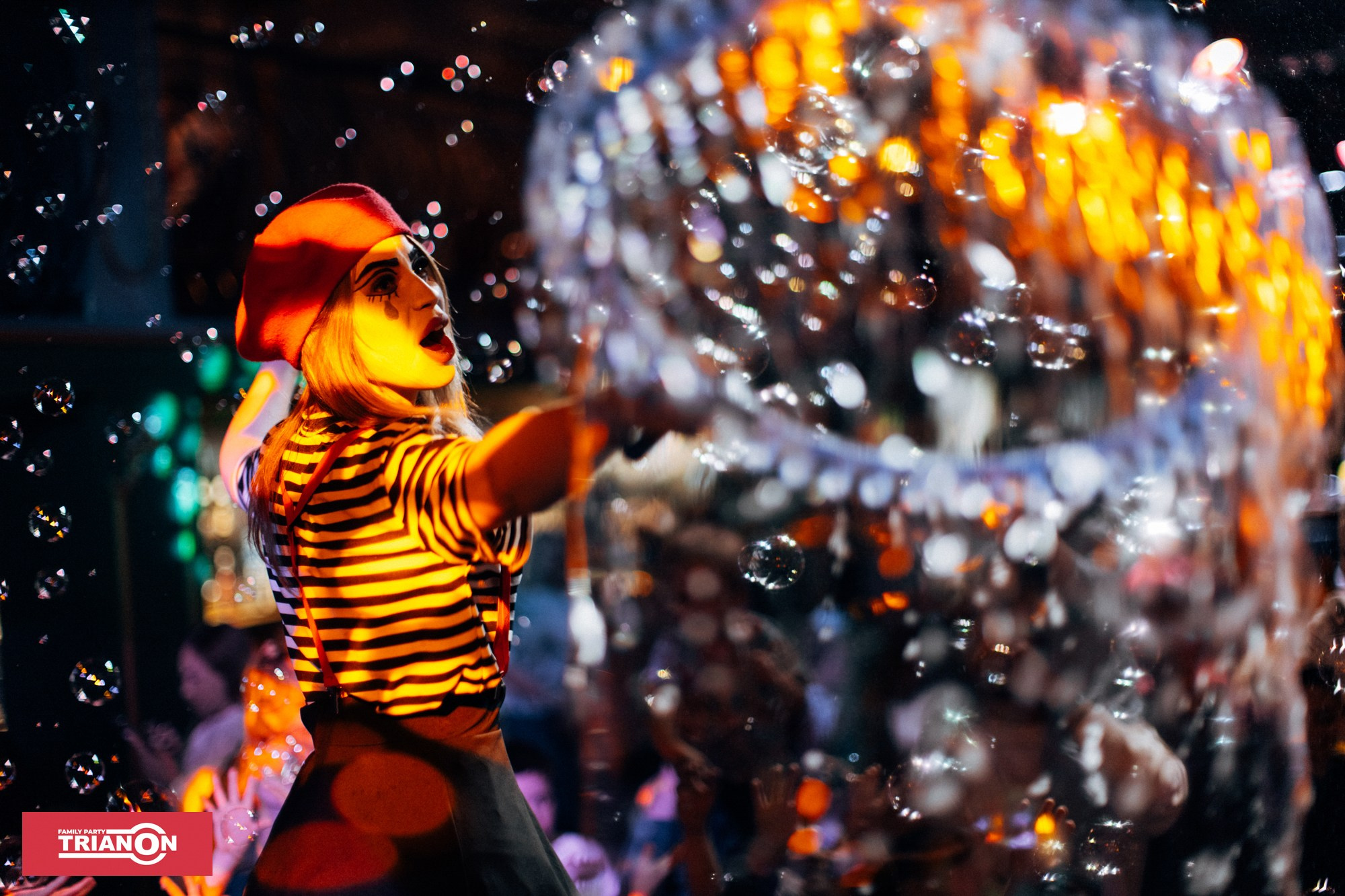 Семейная дискотека TRIANON. Фотограф Владимир Молоканов