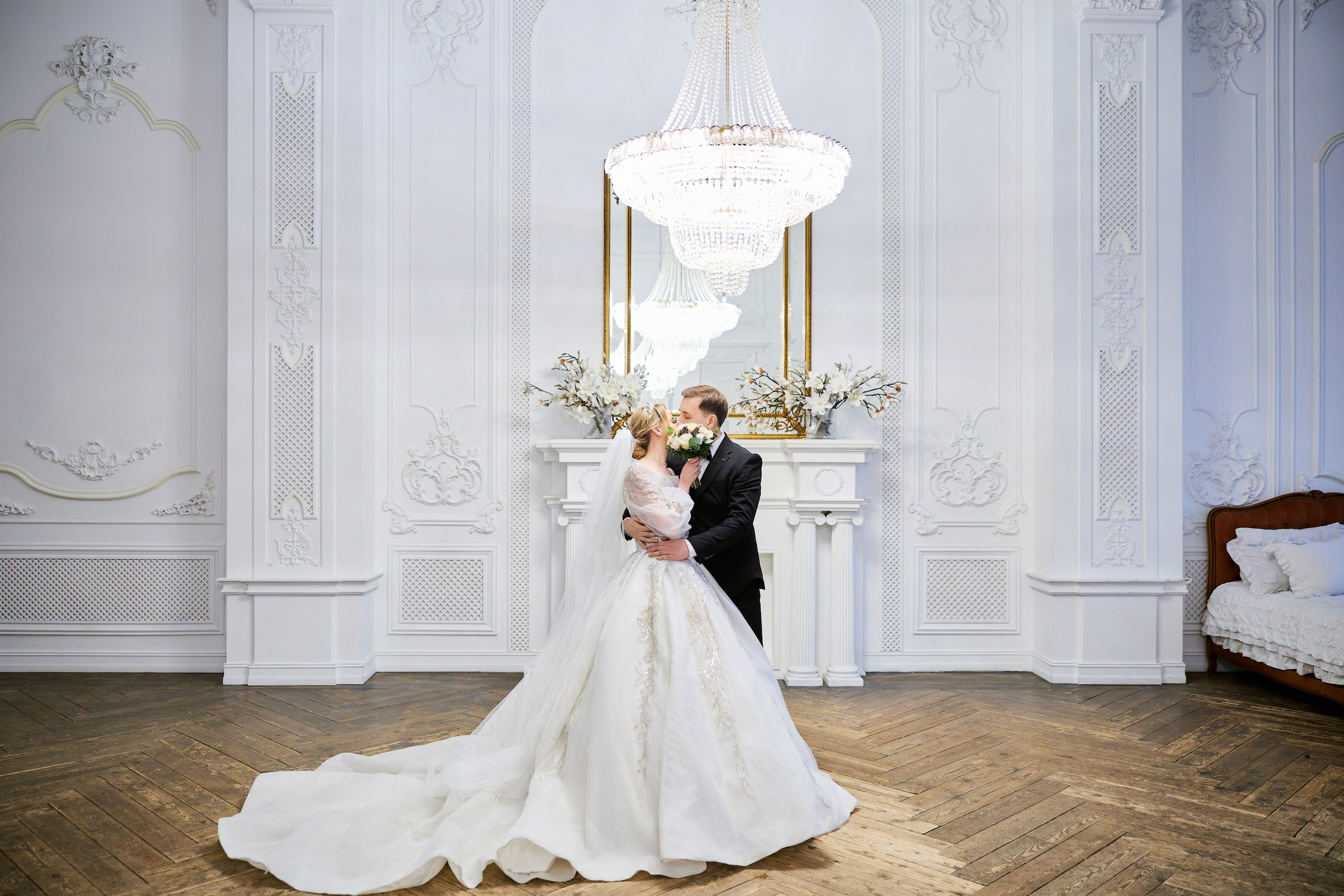 Свадебная фотосессия в студии. Свадебный фотограф Сергей Колбинский