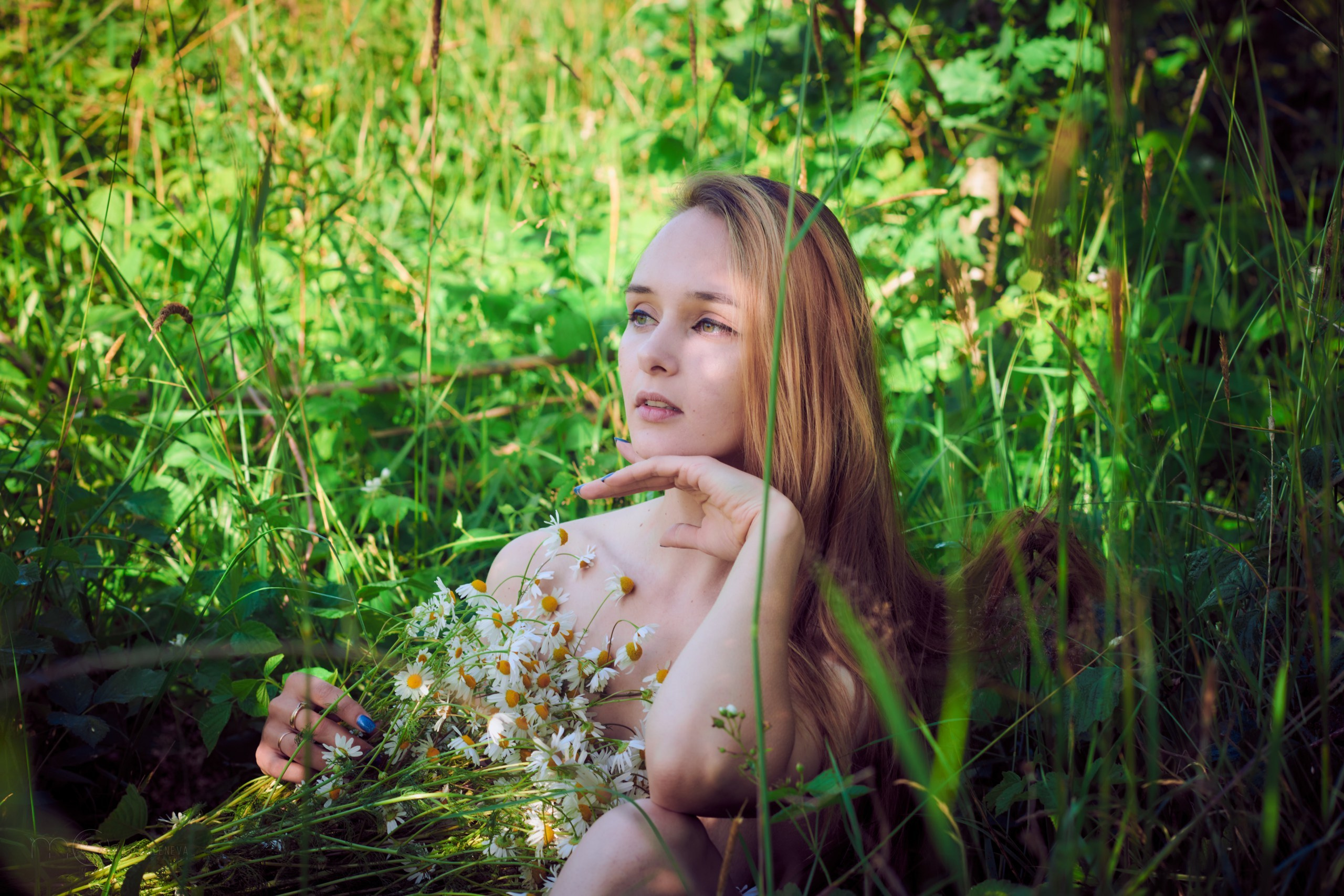 В ромашках. Фотограф Мария Оленева