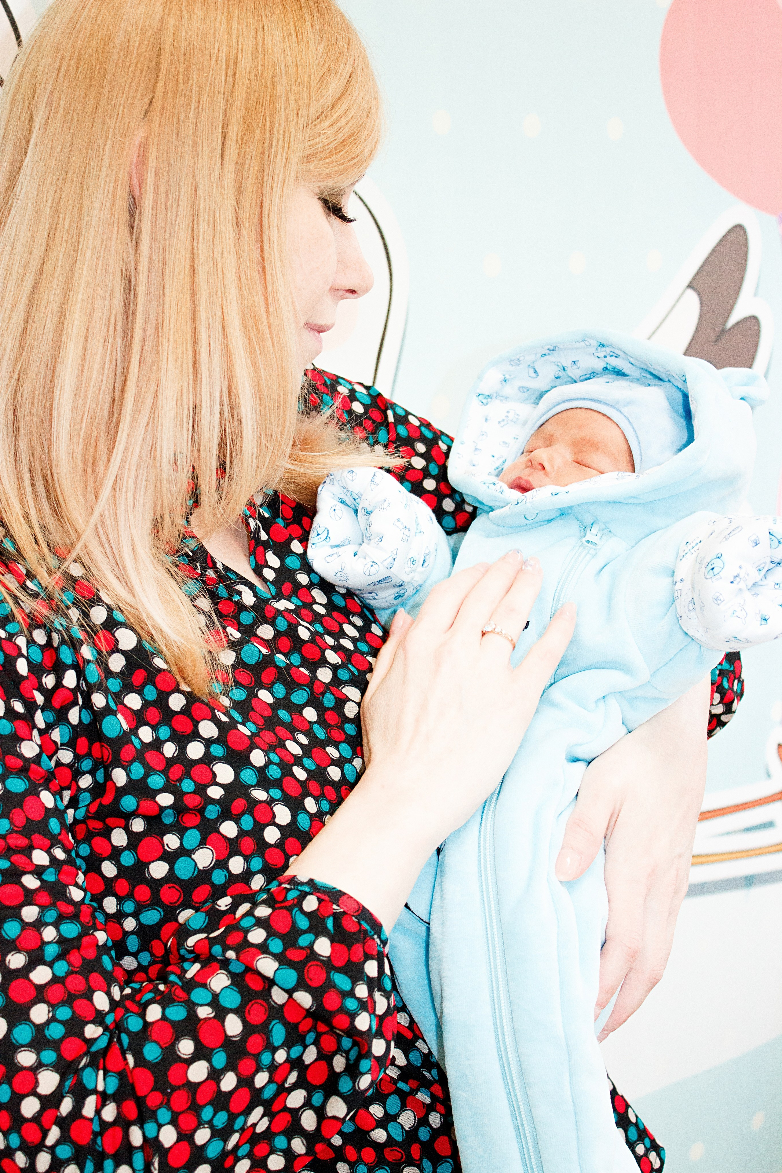 Выписка. 4 роддом. Свадебный и репортажный фотограф в Уфе| Осетрова Ольга