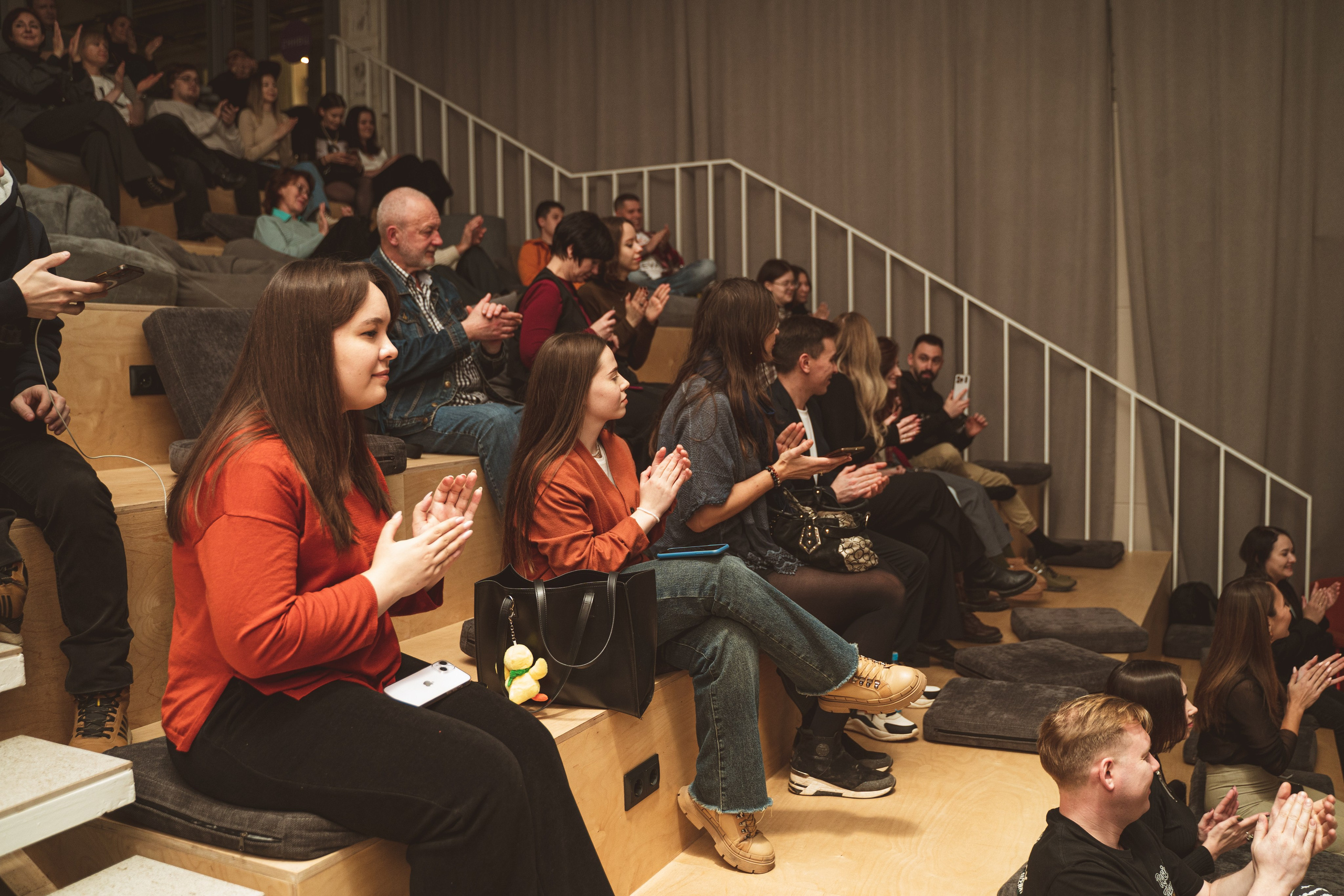 Квартирник в Ко-воркинге «Люди». Свадебный и репортажный фотограф в Уфе| Осетрова Ольга