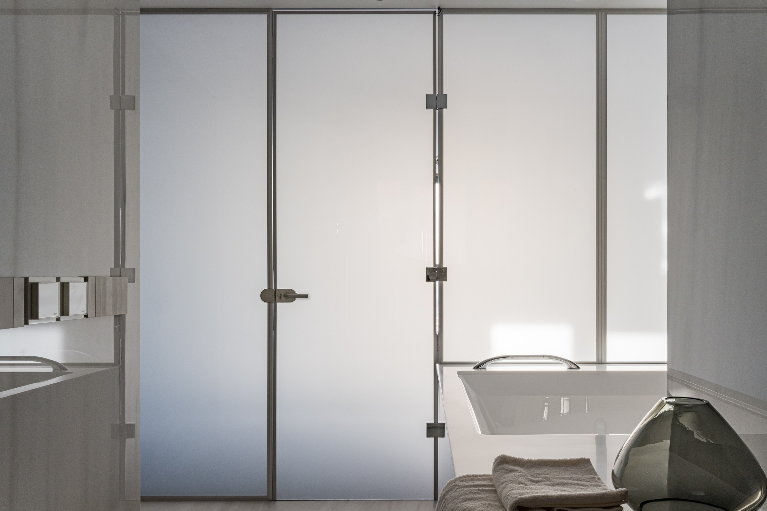 ЖК Вернисаж. Дизайн студия The IDF. Мебель на заказ