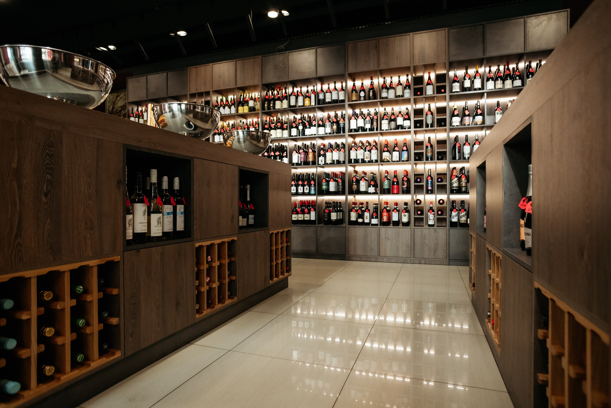 BY SIMPLE ВИНОТЕКА — ОТКРЫТИЕ. СВОИ. ФОТООТЧЕТЫ-СОБЫТИЯ-МЕСТА