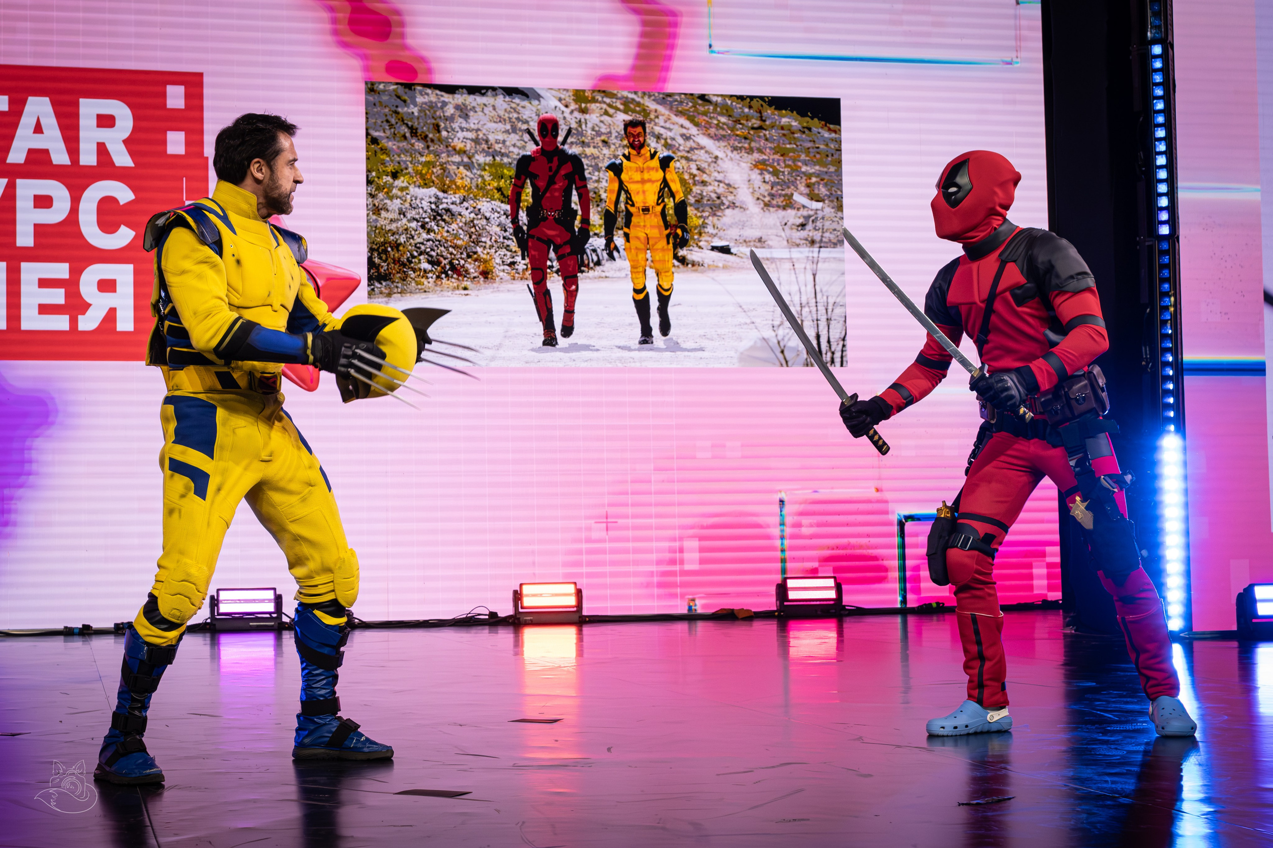 Сцена РЭД ЭКСПО 2024. Косплей фотограф