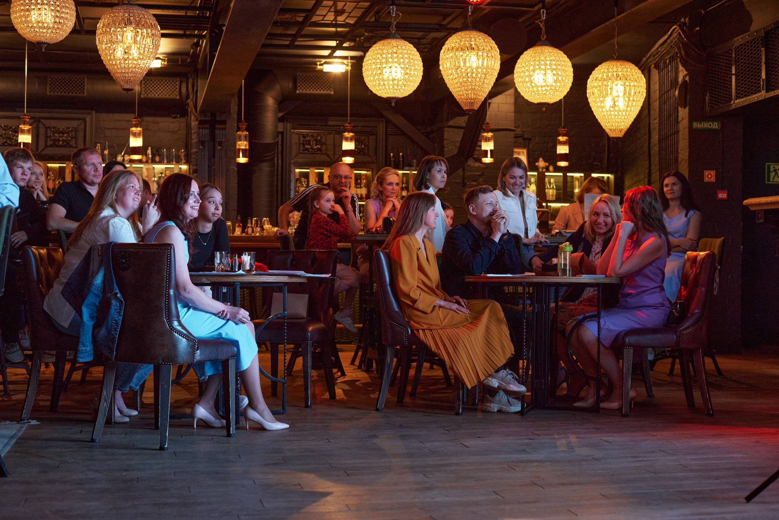 Отчетный концерт студии эстрадного вокала ВРЕМЯ ПЕТЬ. Photographer Bangkok — Pattaya | фотограф Бангкок — Паттайа