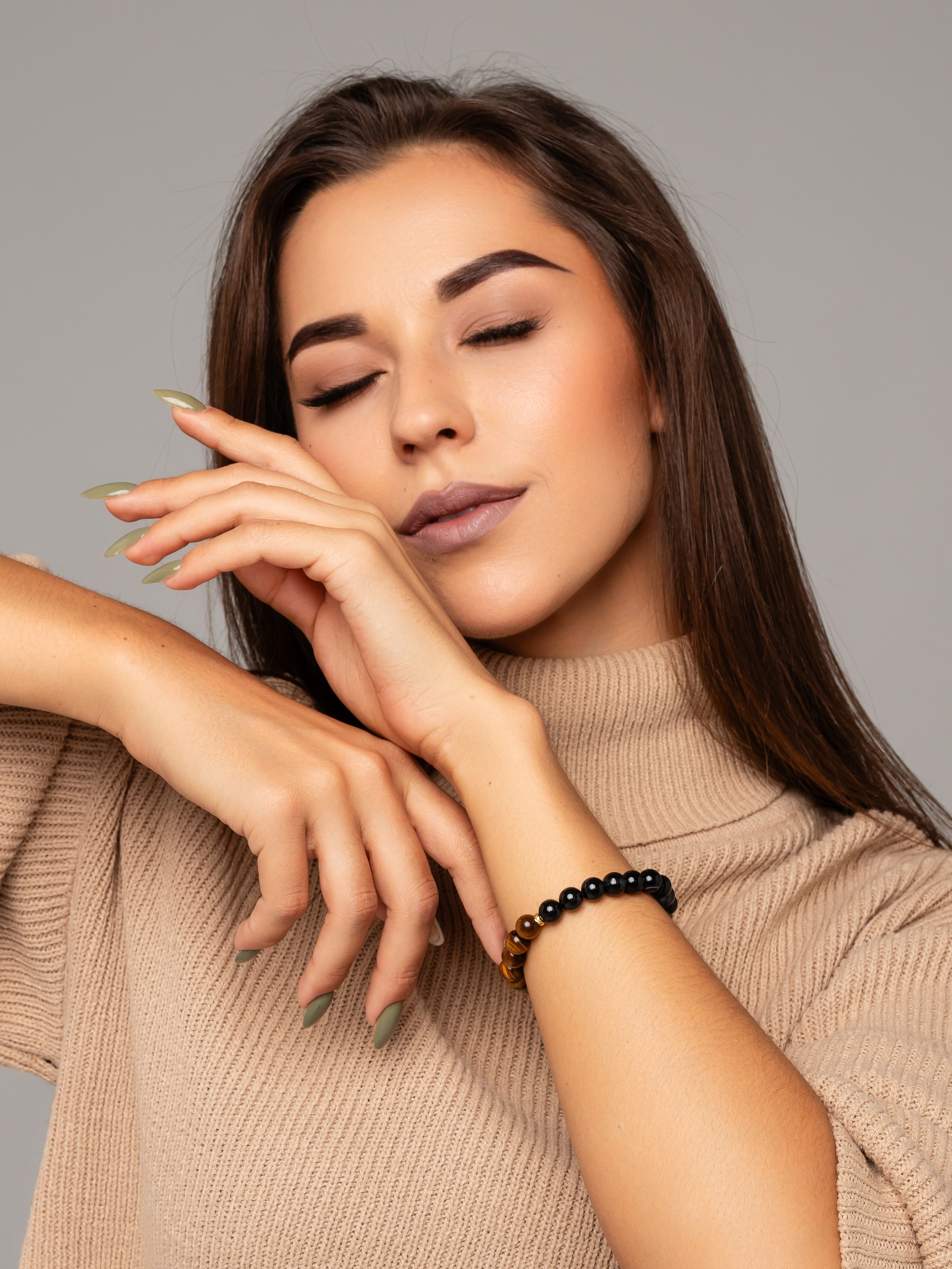 Браслеты камень. Фотограф в Краснодаре Арина Кудряшова