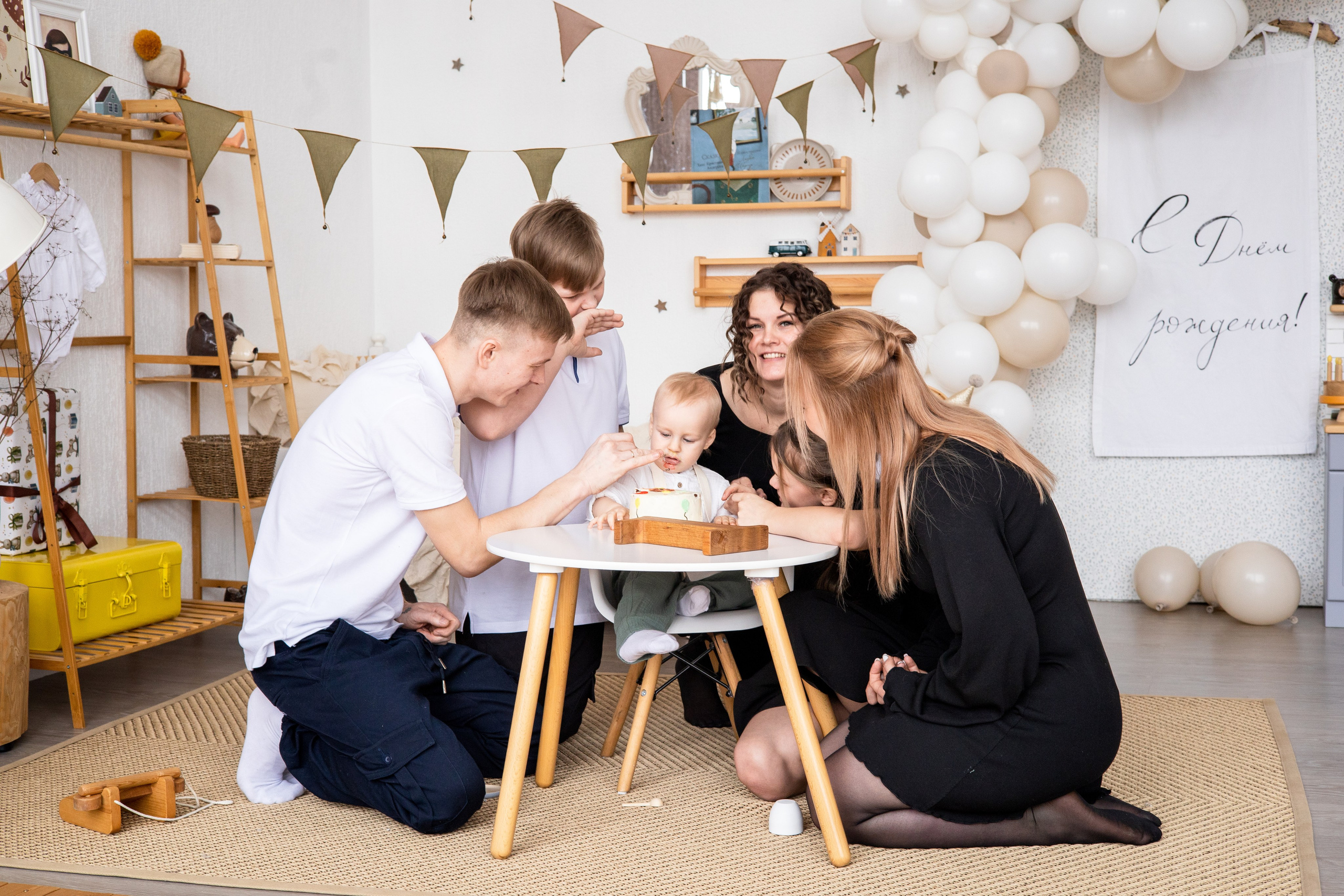 Елисею 1 годик. Настя Лекса. фотограф г. Красноярск
