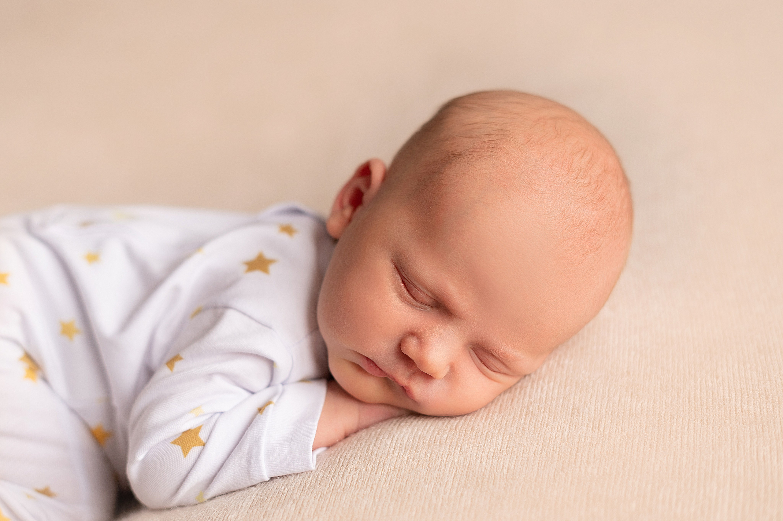 Савелий. Детский и семейный фотограф в Красноярске. Фотосессии новорожденных малышей до 1 месяца