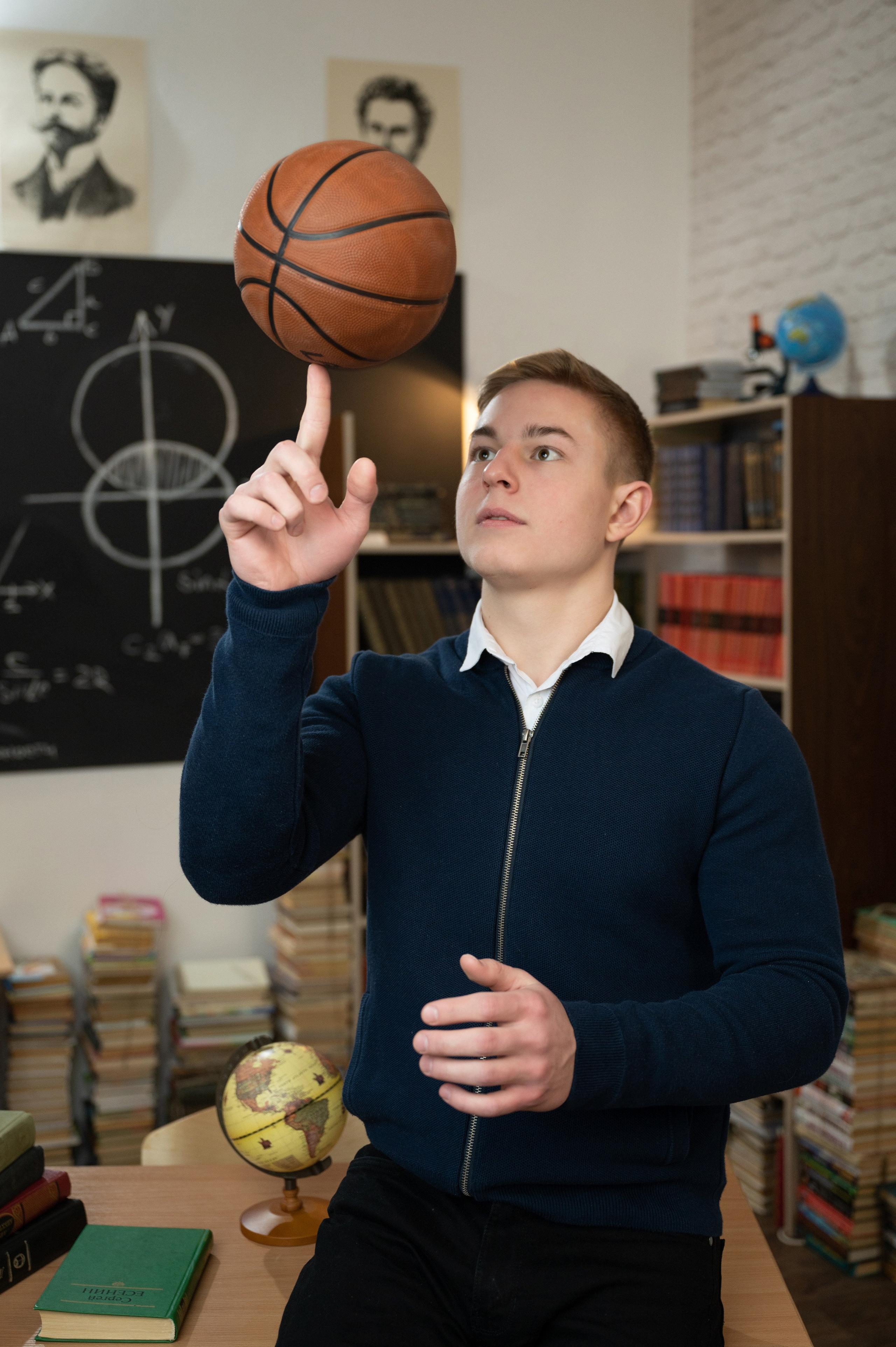 Старшая школа. Современный выпускной альбом