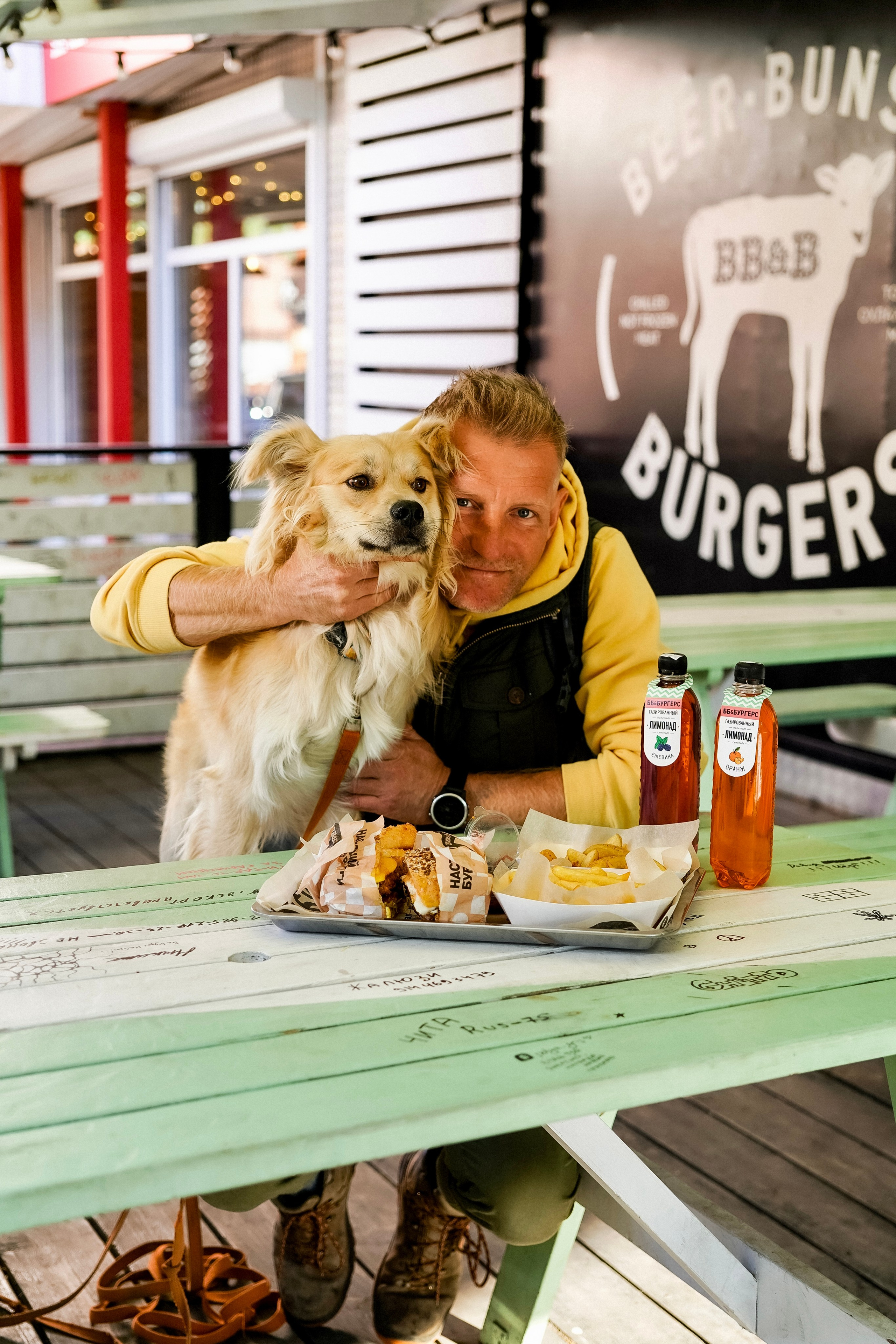 BB&Burgers. AMODEO STUDIO