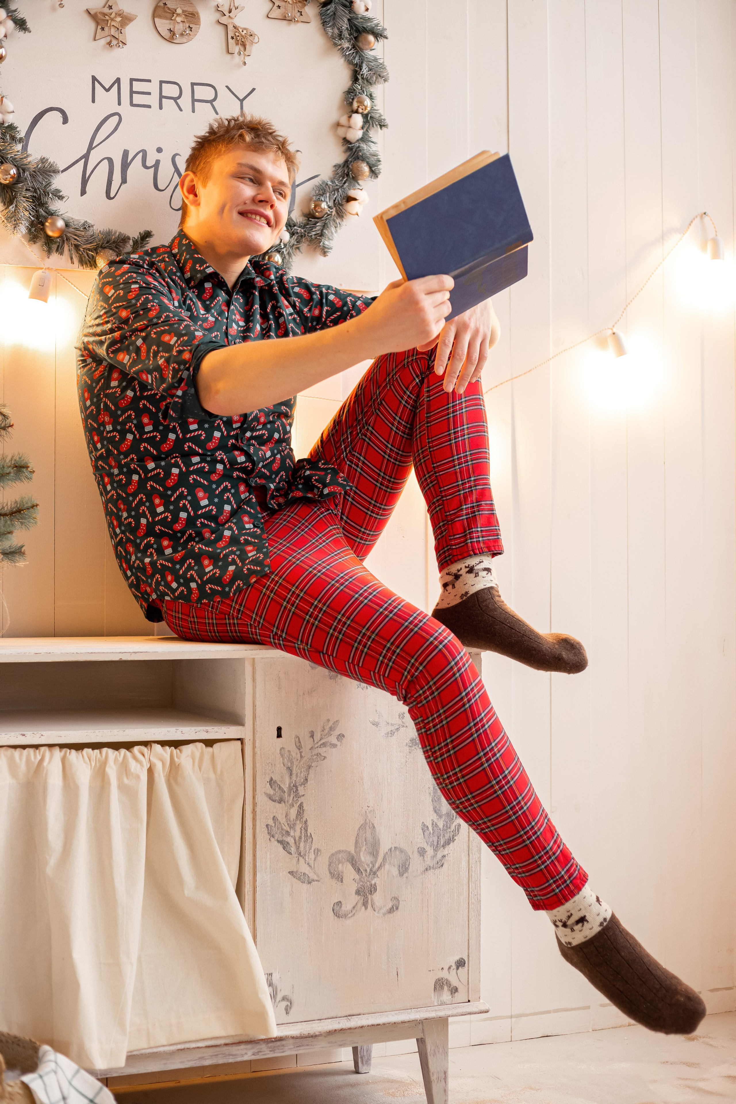 Саша новогодний флорист. Портретный фотограф Санкт-Петербург