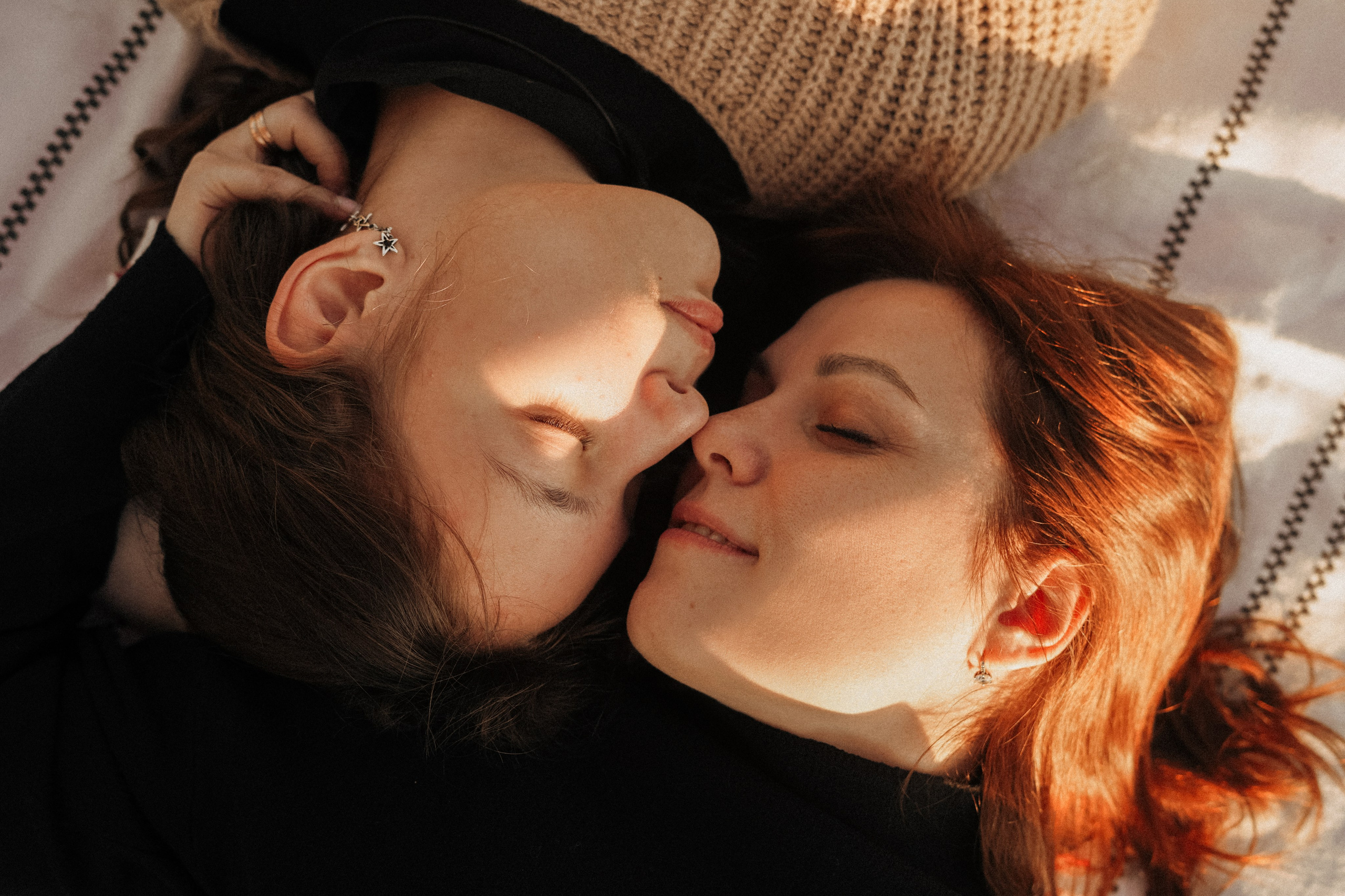 Настя с дочерью Дашей в Мюссере, Абхазия. Фотограф в Сочи и Абхазии | Фототуры | September Air