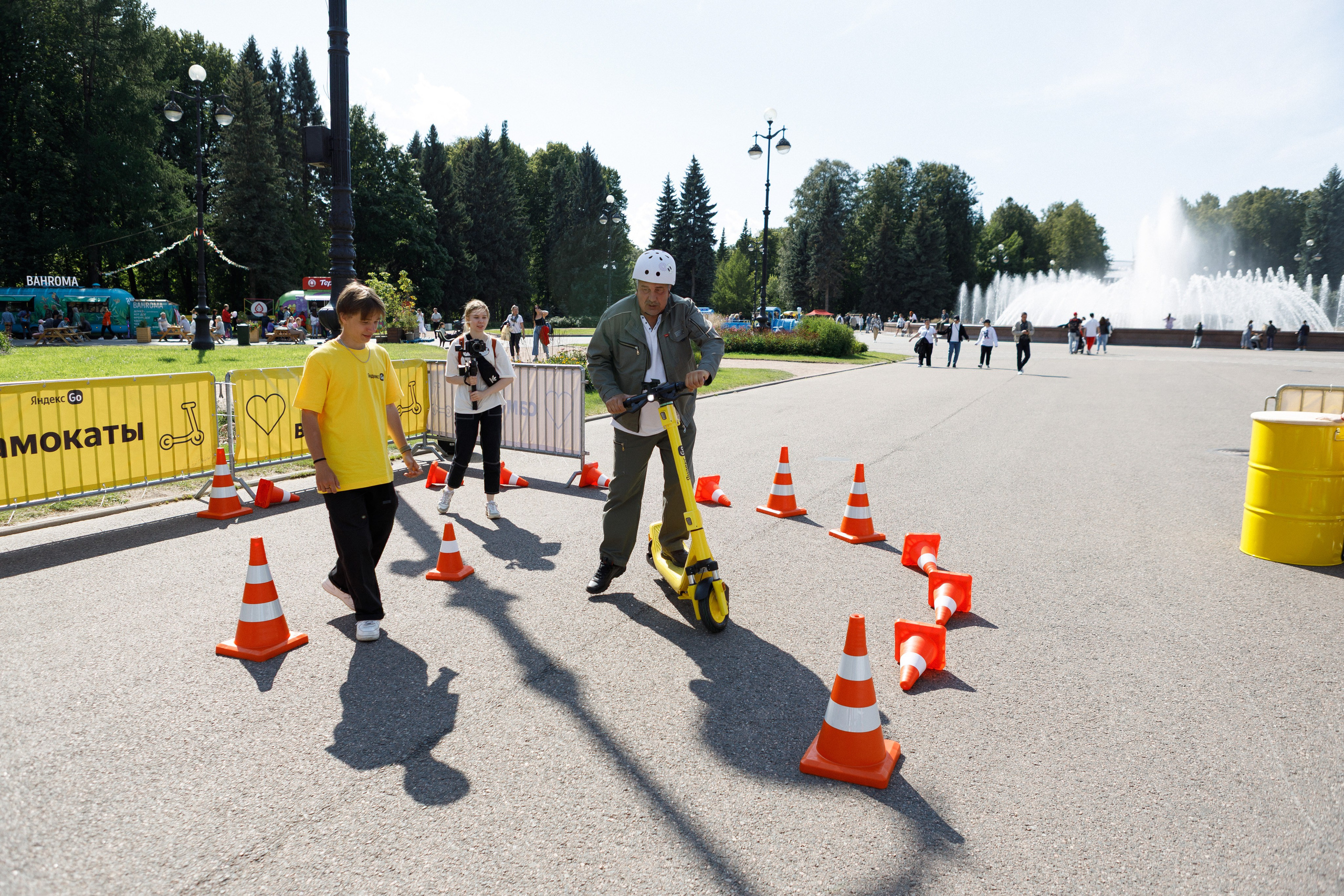 Яндекс Самокат. Свадебный и репортажный фотограф в Санкт-Петербурге Николай Голованов