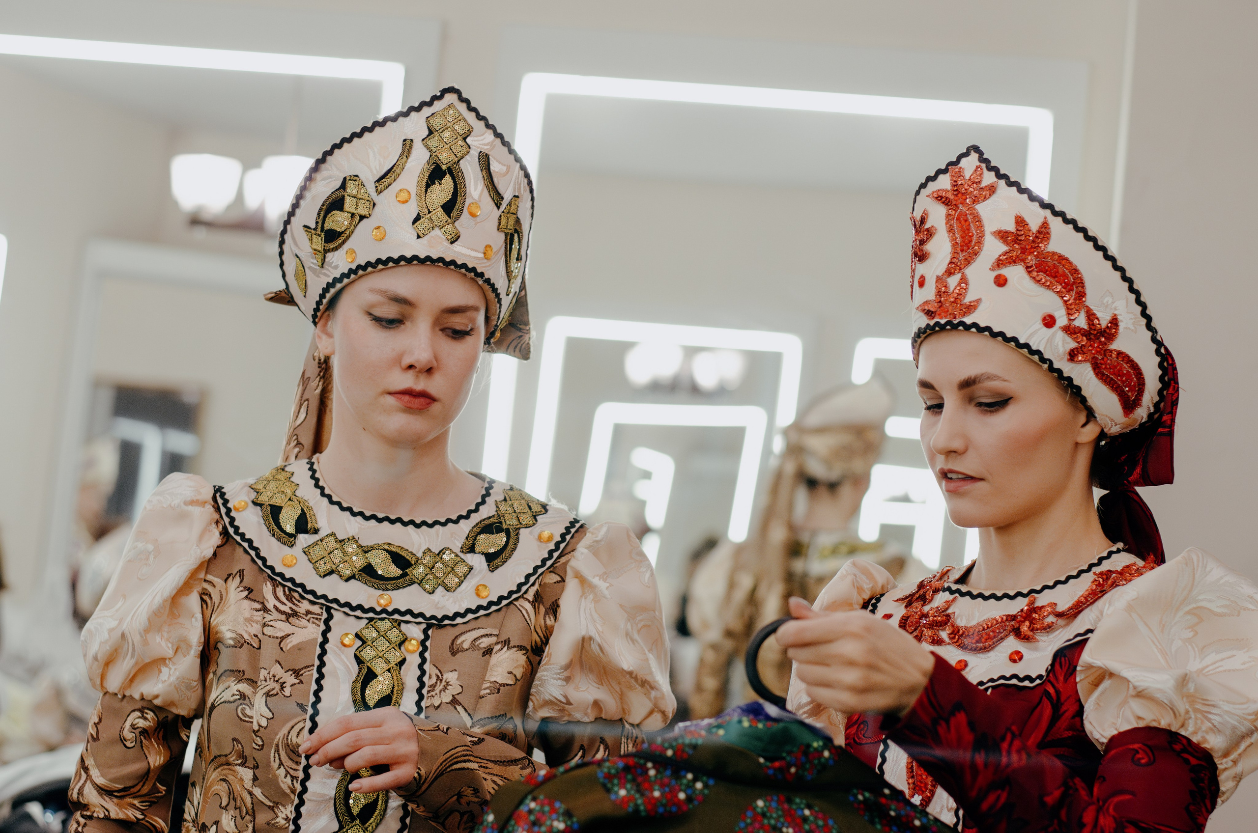 Новогодняя программа «Щелкунчик» на сцене Дома Офицеров. Портретный и репортажный фотограф в Санкт-Петербурге Варвара Жукова