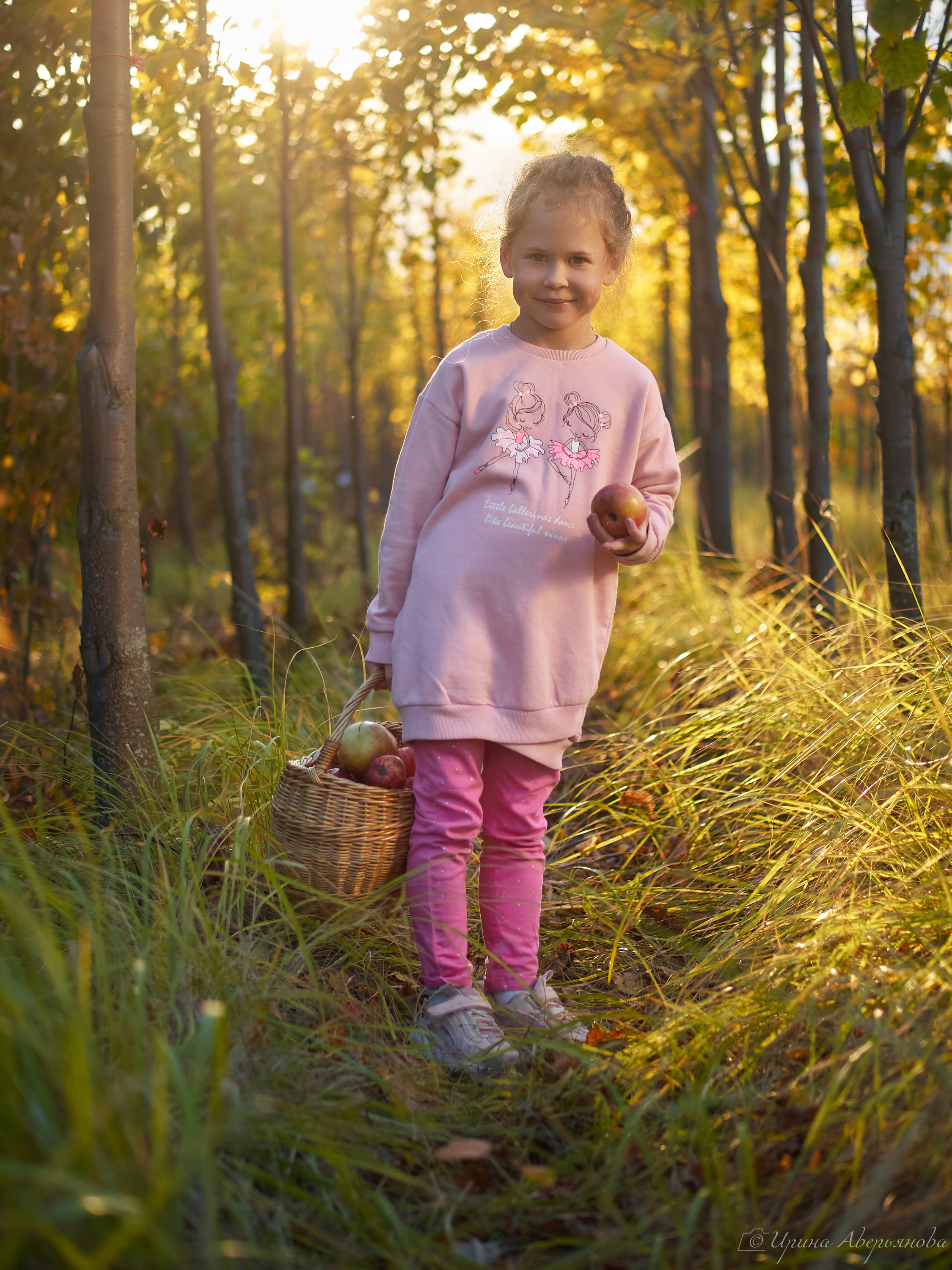 Осенняя фотосессия с яблоками. Фотограф в Ульяновске Ирина Аверьянова