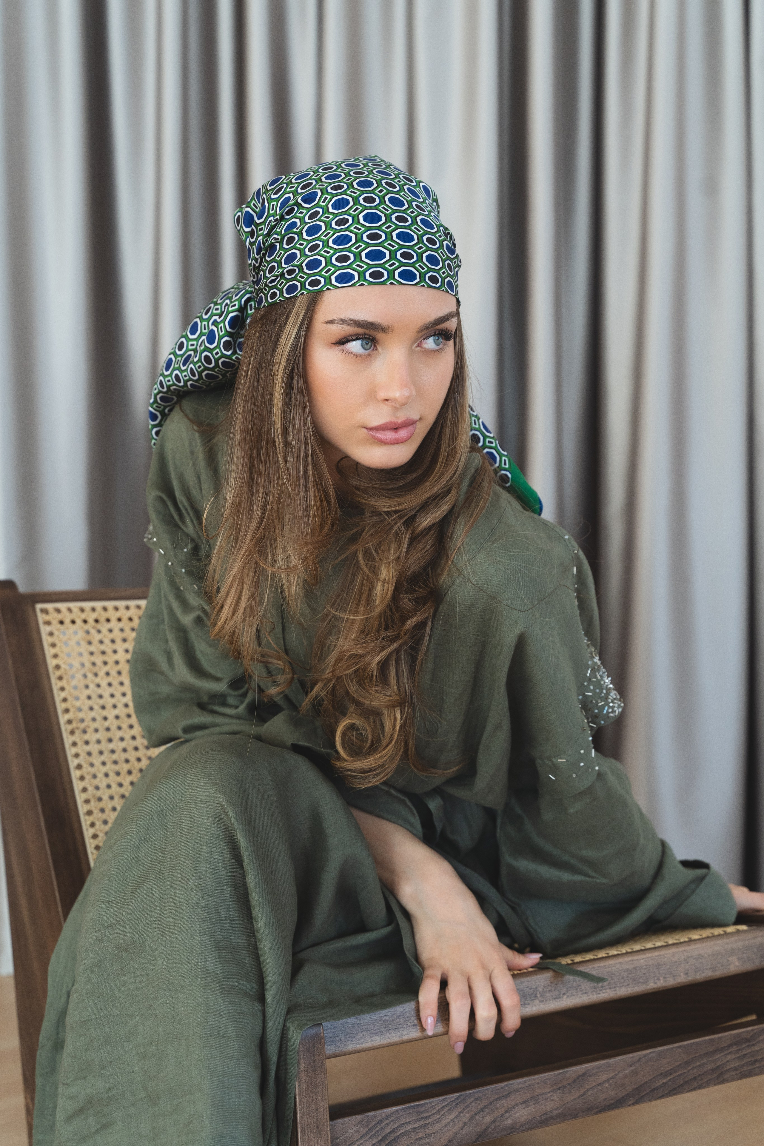 Escarfo. Амина Абасова — индивидуальный фотограф в Махачкале, Дагестан