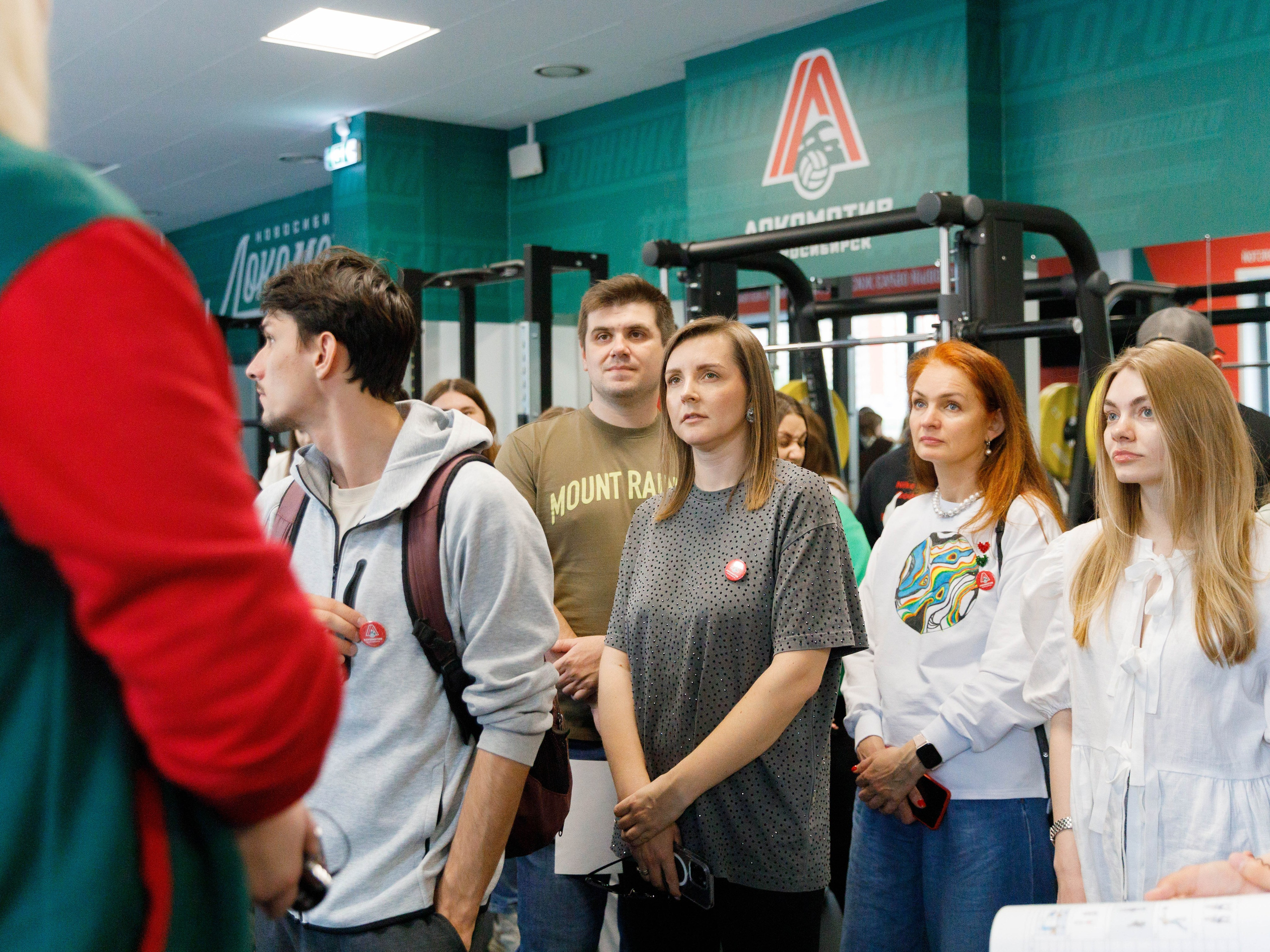 ВК «Локомотив». Экскурсия для фанатов клуба. Репортажный фотограф в Новосибирске Алена Помазунова