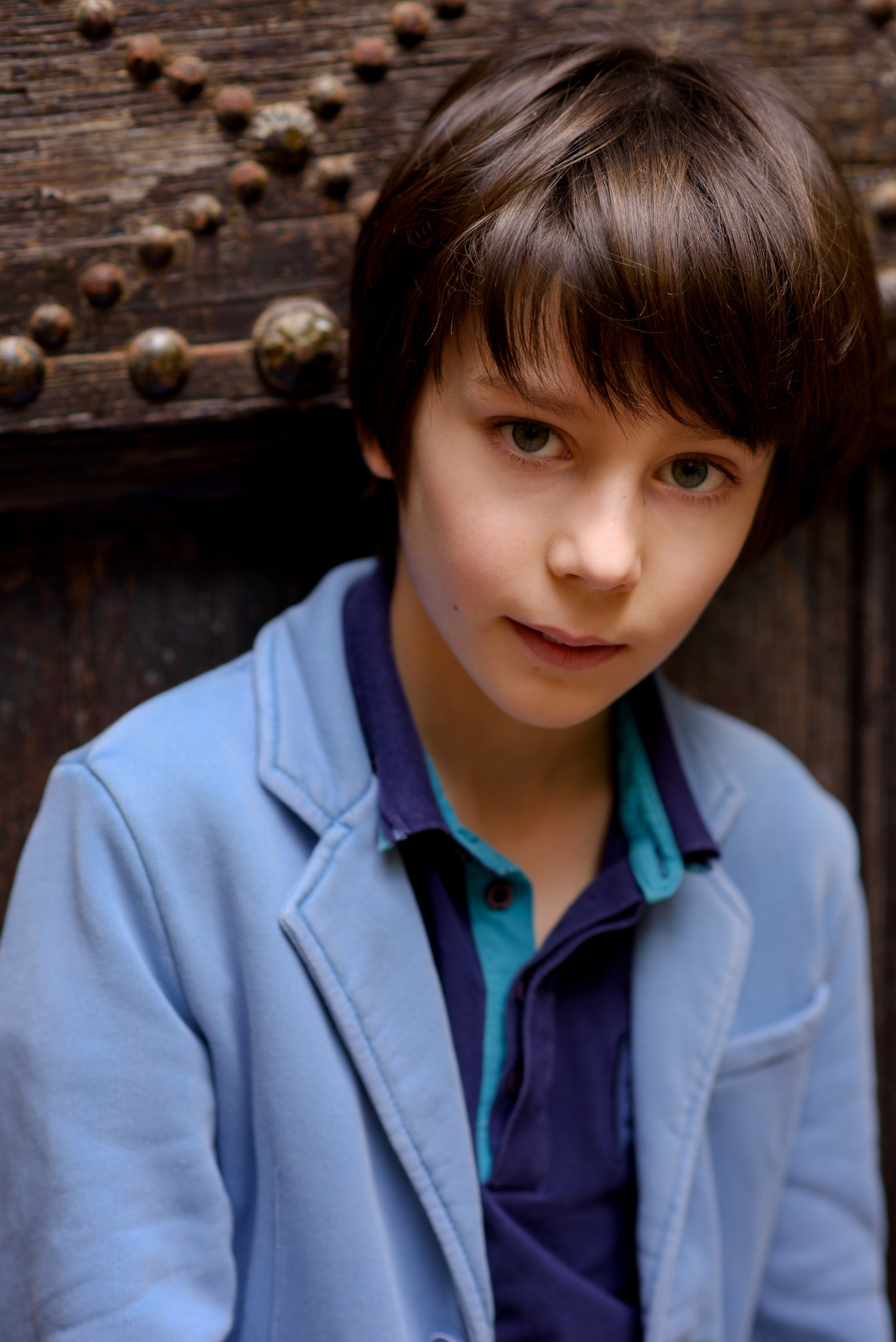 Фотосессия мальчика в старом городе. Главная