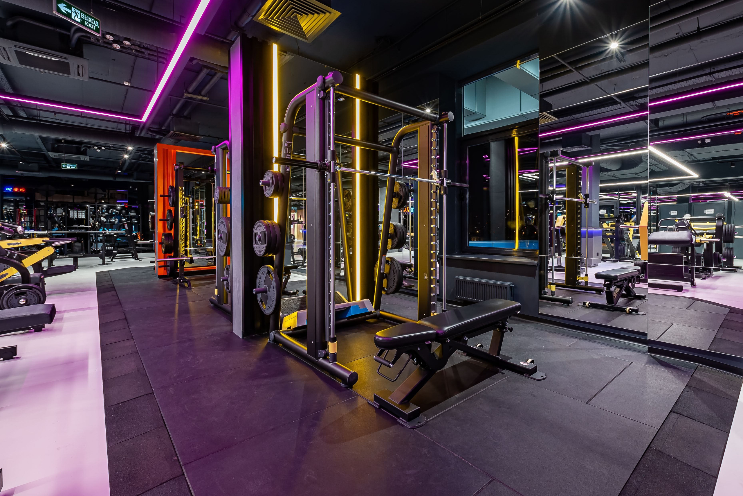 Интерьерный фотограф Спортзалы, Фитнес.  г.Москва, от 10 000р/час. Интерьерный & Репортажный фотограф Озеров Денис, г. Москва
