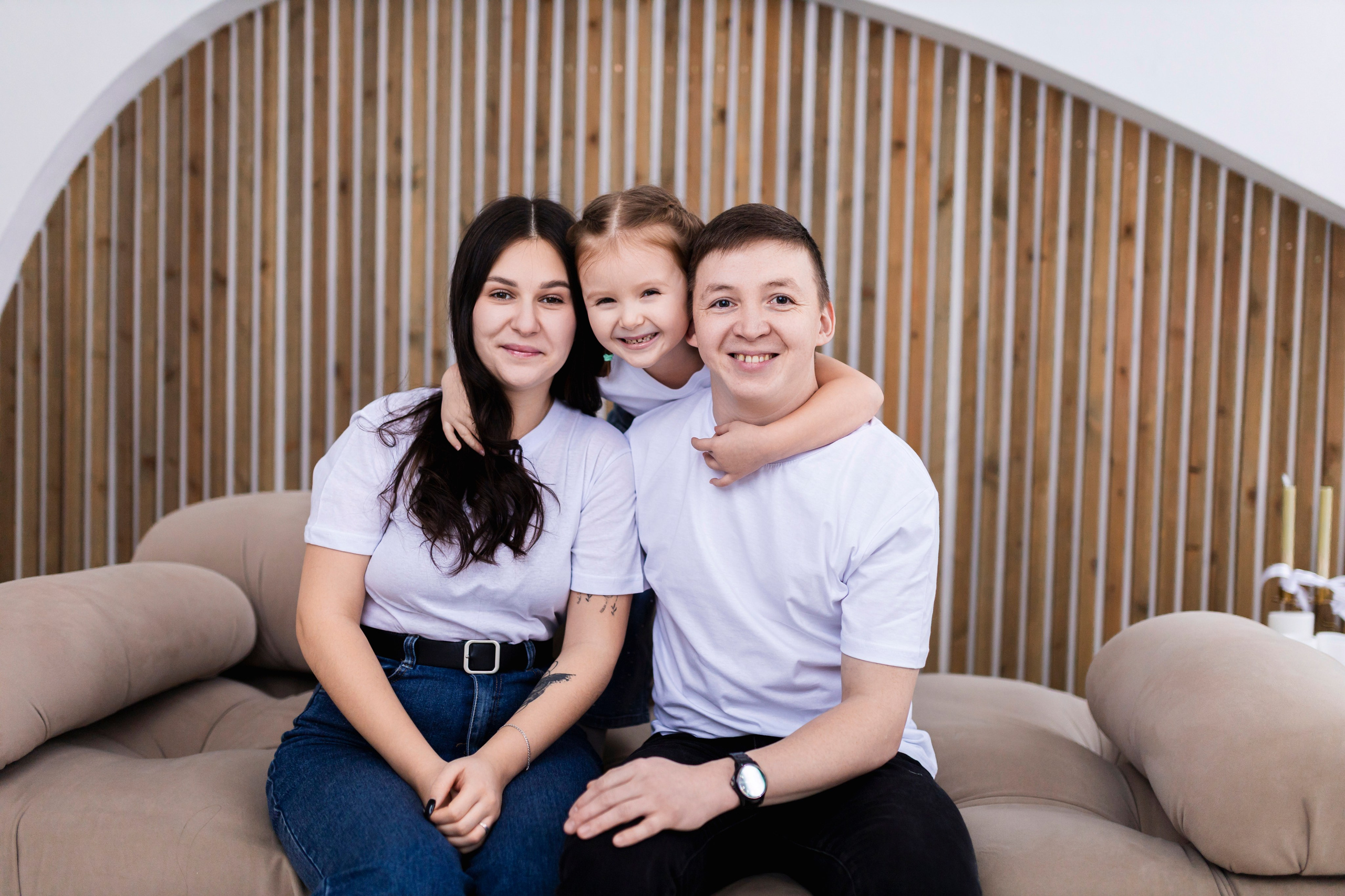 Фотосессия в студии для Дениса Ульяны и Киры. Фотограф Каримов Виктор