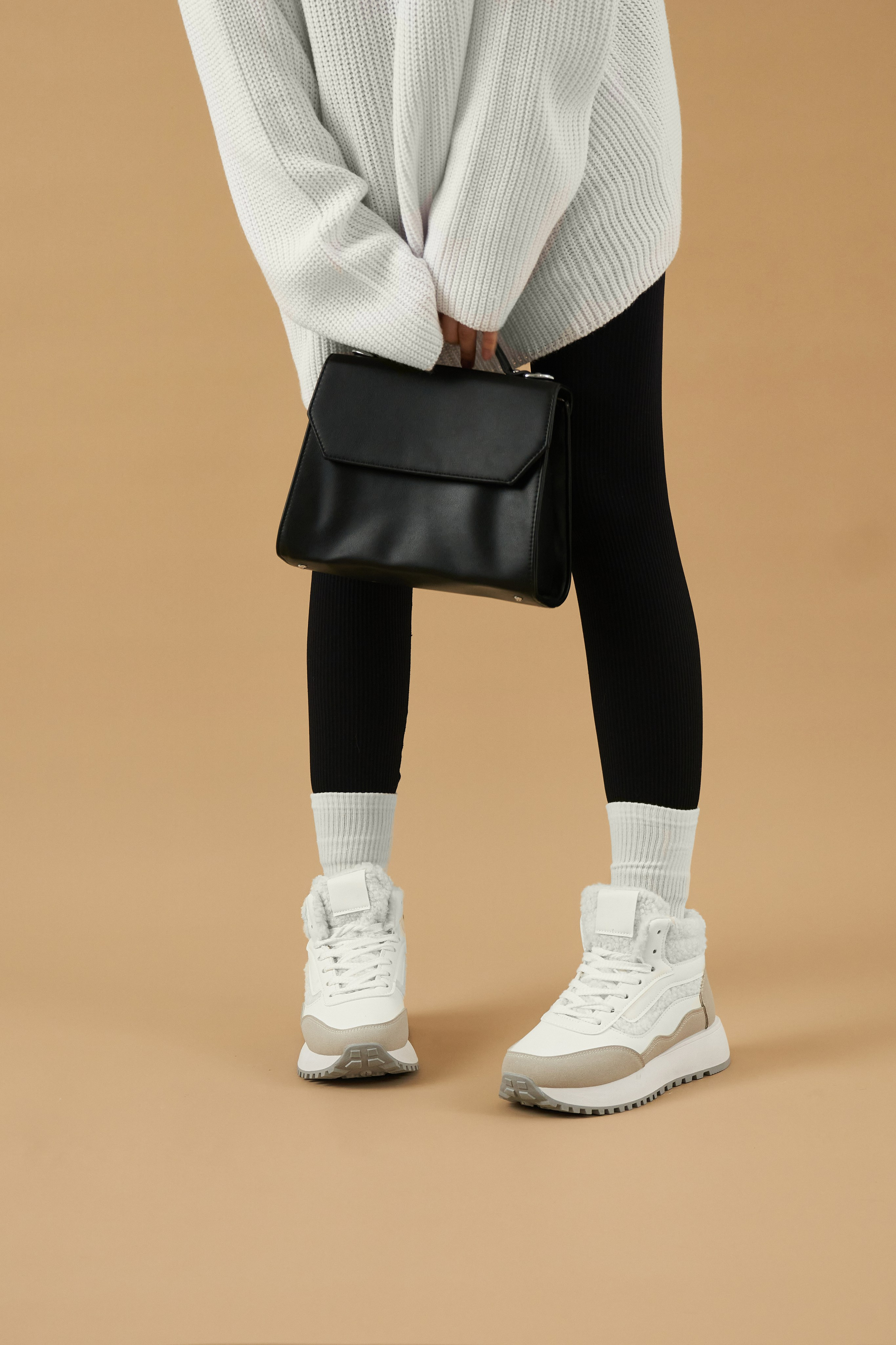 Обувь на модели + предметно. Фотограф Валерий Федяев | vallerzu