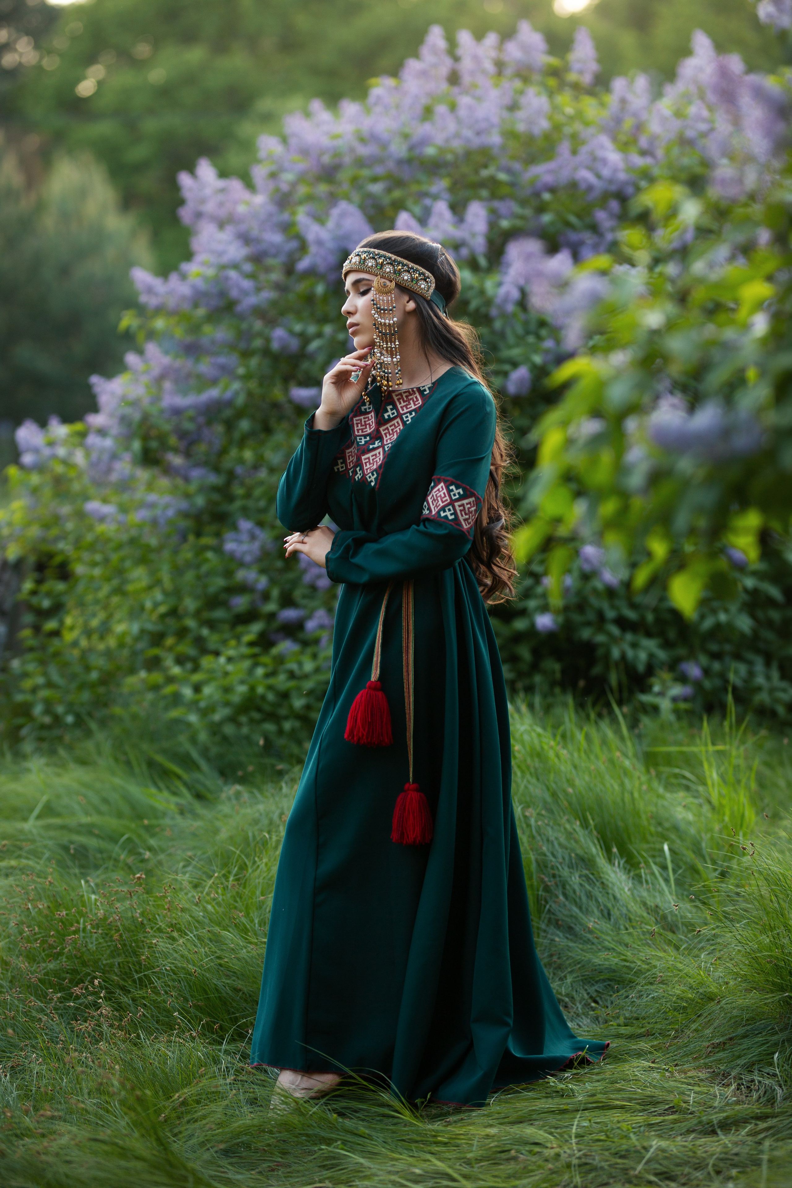 Прокат костюмов в русском стиле в Нижнем Новгороде. Русская и славянская одежда. Современна русская одежда