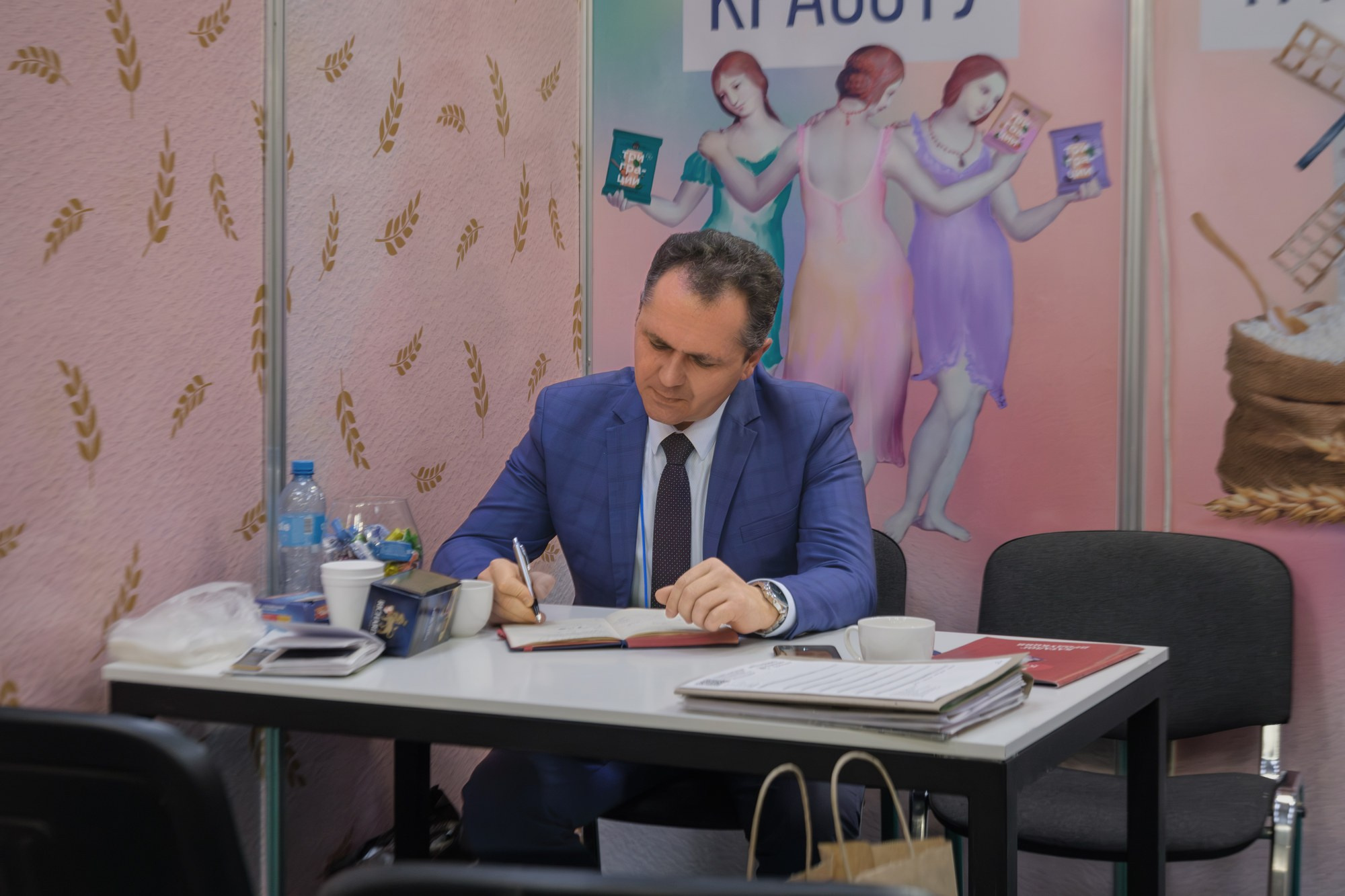 Фёдор Карпов — профессиональный фотограф, работаю в Москве и области