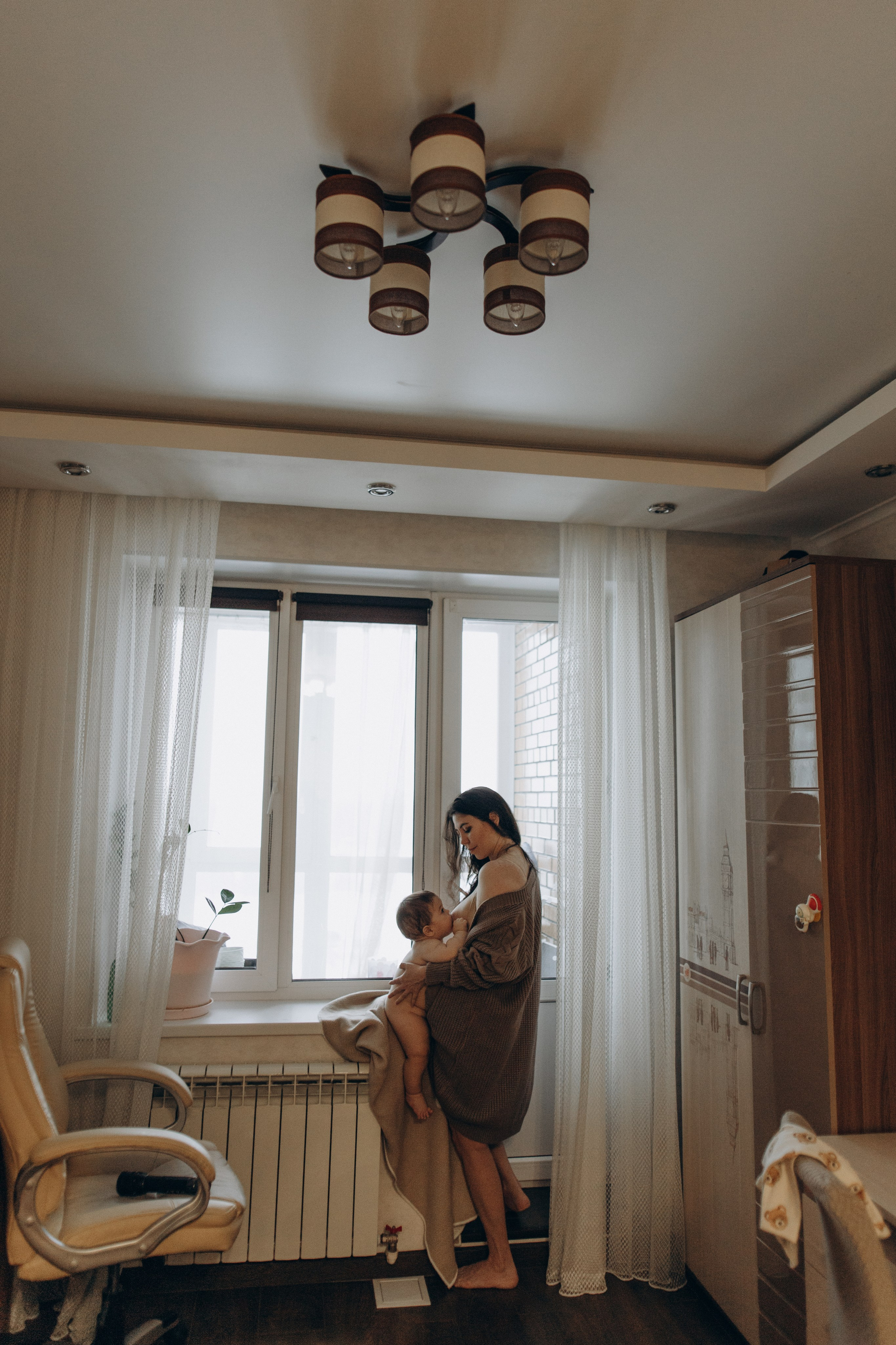 Будни мамы. Фотограф Новый Уренгой I Ньюборн I Фотограф материнства I ЯНАО