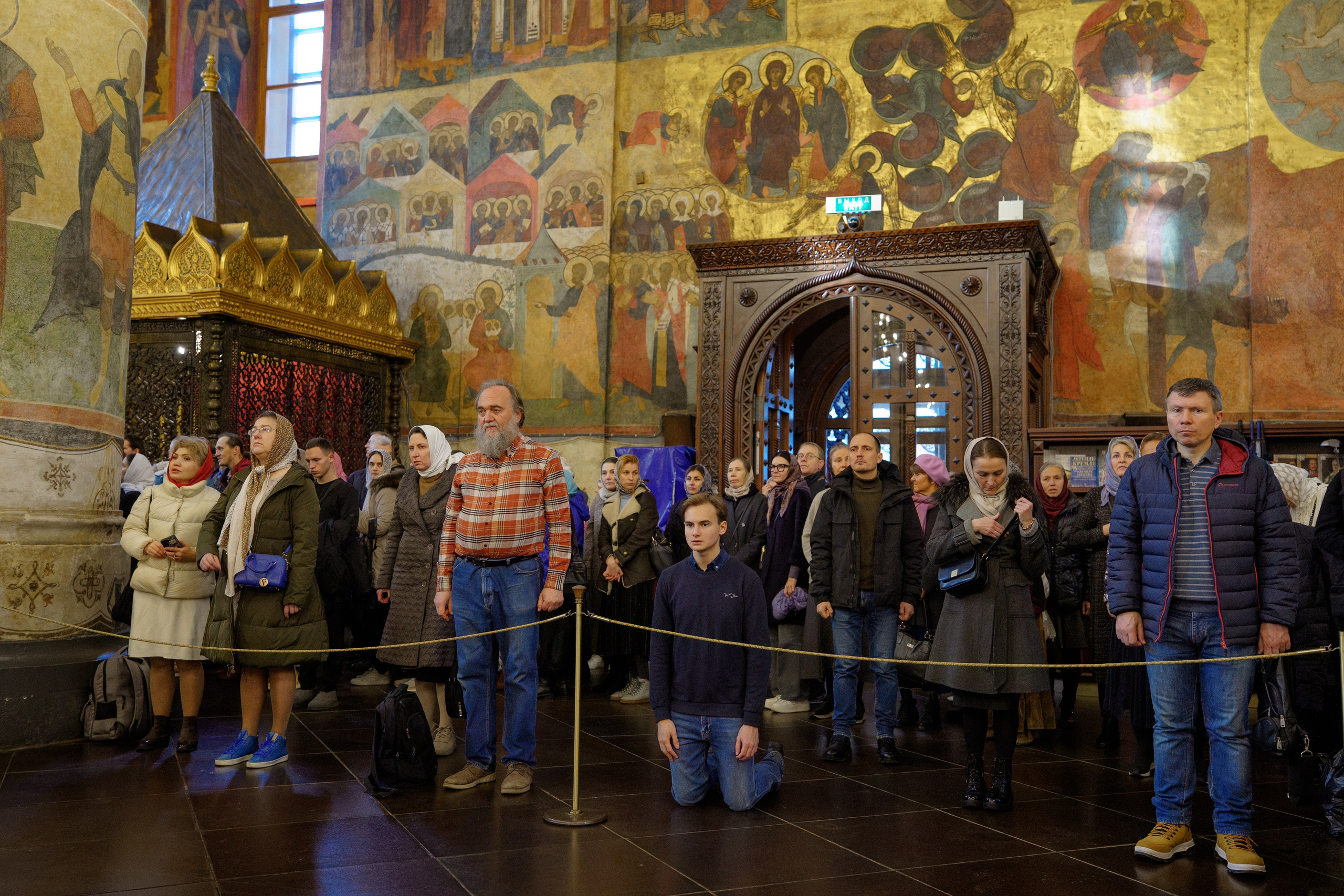 БОГОСЛУЖЕНИЯ. Фотограф Елена Лунева