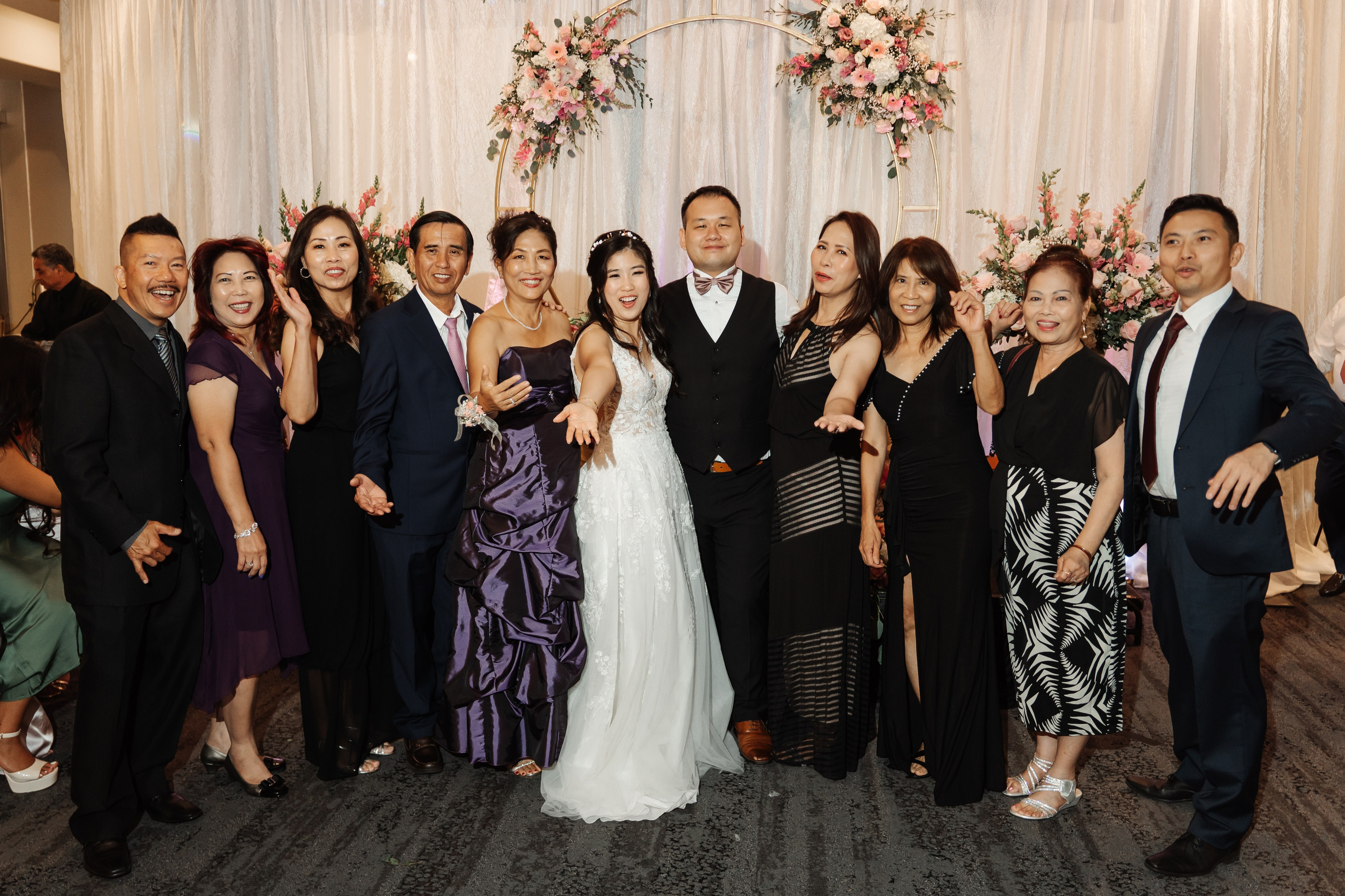 2025-08-16_AndreaChristopher. Ретушер Зенькевич Света