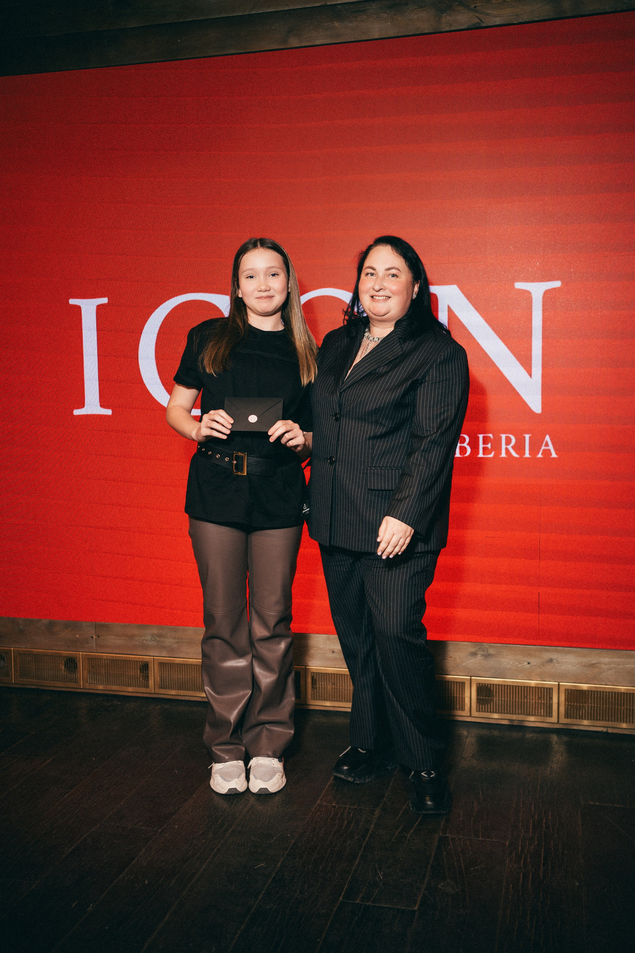 Презентация новогоднего номера журнала ICON SIBERIA MAG. Фотограф на любое событие в Кемерово