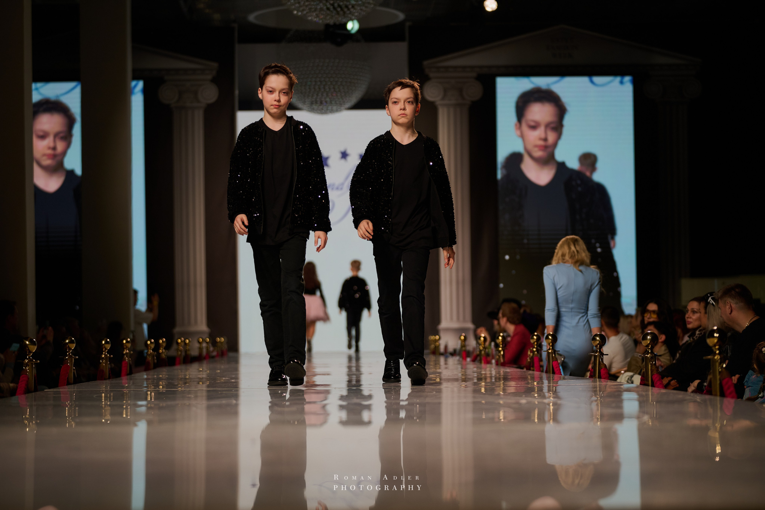 ESTET FASHION WEEK ВЕСНА — 2025. Фотограф Роман Адлер