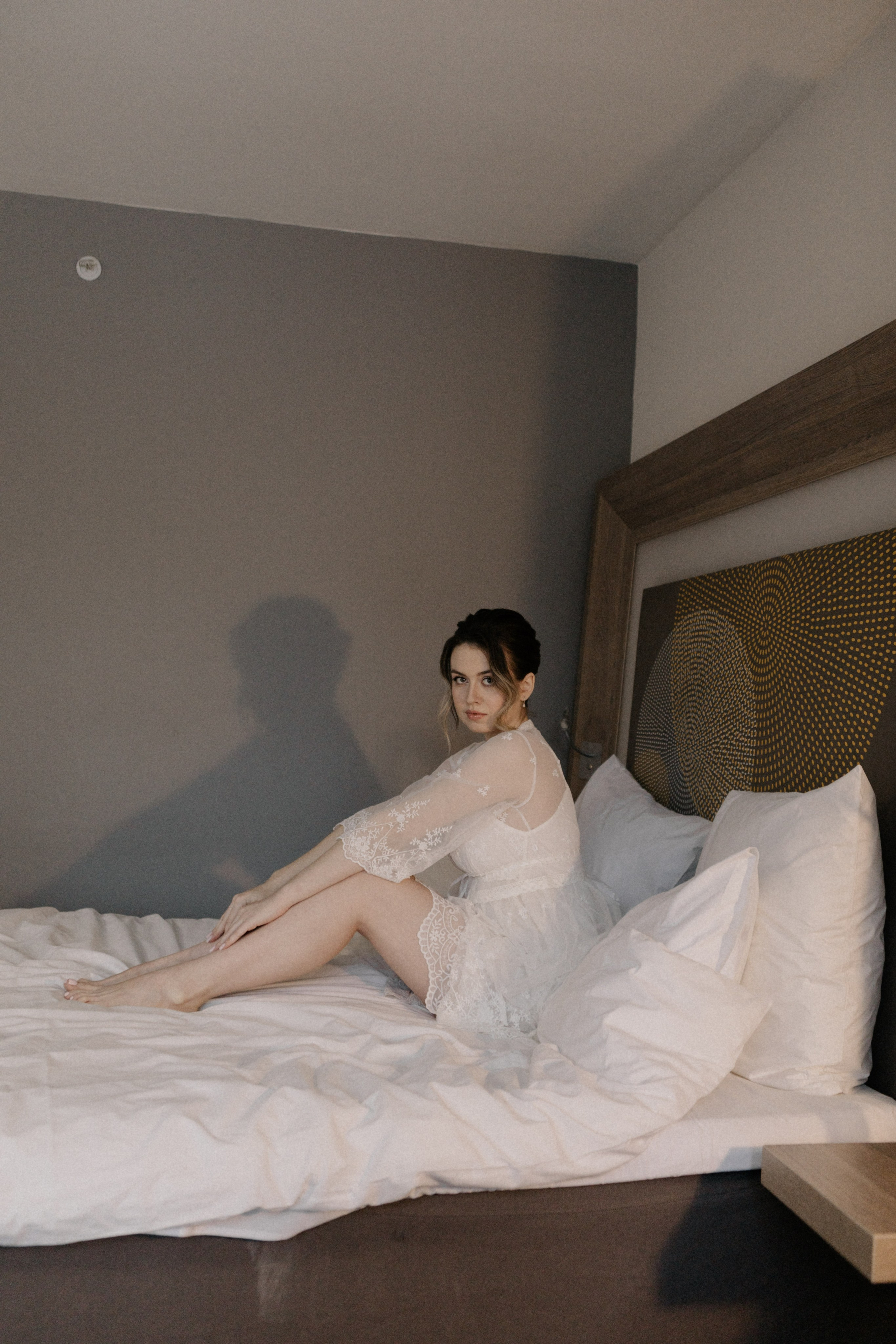 Ксюша и Илья. Утро в отеле роспись в Birds. Свадебный и портретный фотограф в Москве Анастасия Масюк