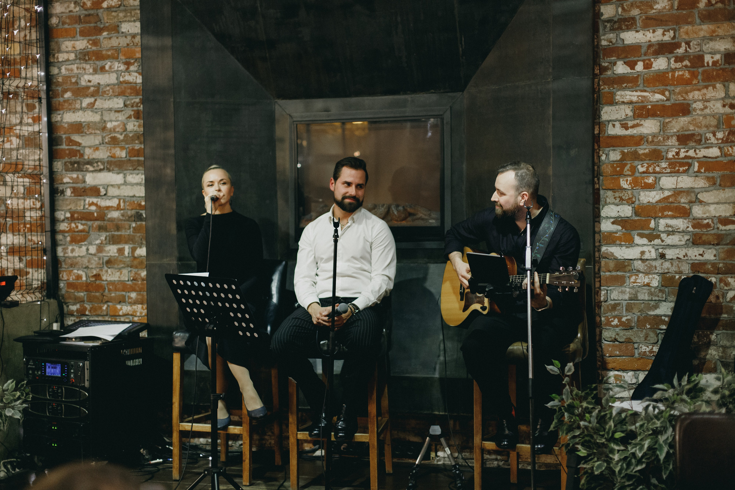 Музыкально-поэтический вечер с Иваном Засухиным. СВОИ. ФОТООТЧЕТЫ-СОБЫТИЯ-МЕСТА