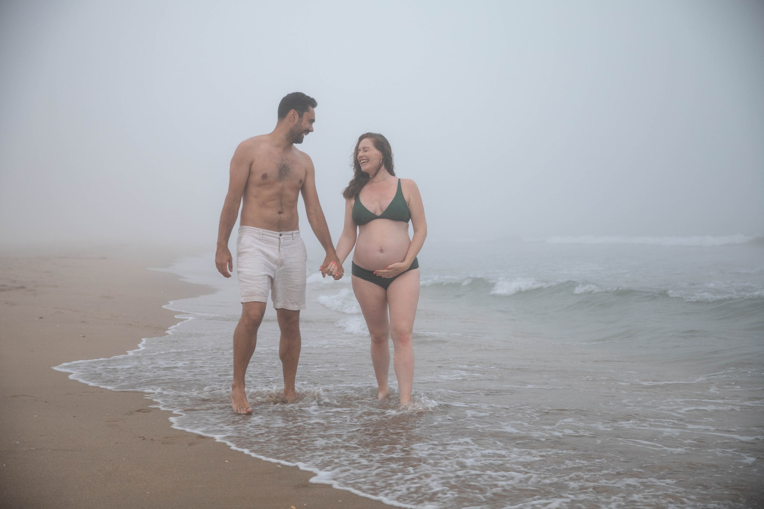 An Ocean of Love and Anticipation. Professional Photographer in Portugal. Oksana Lomnova