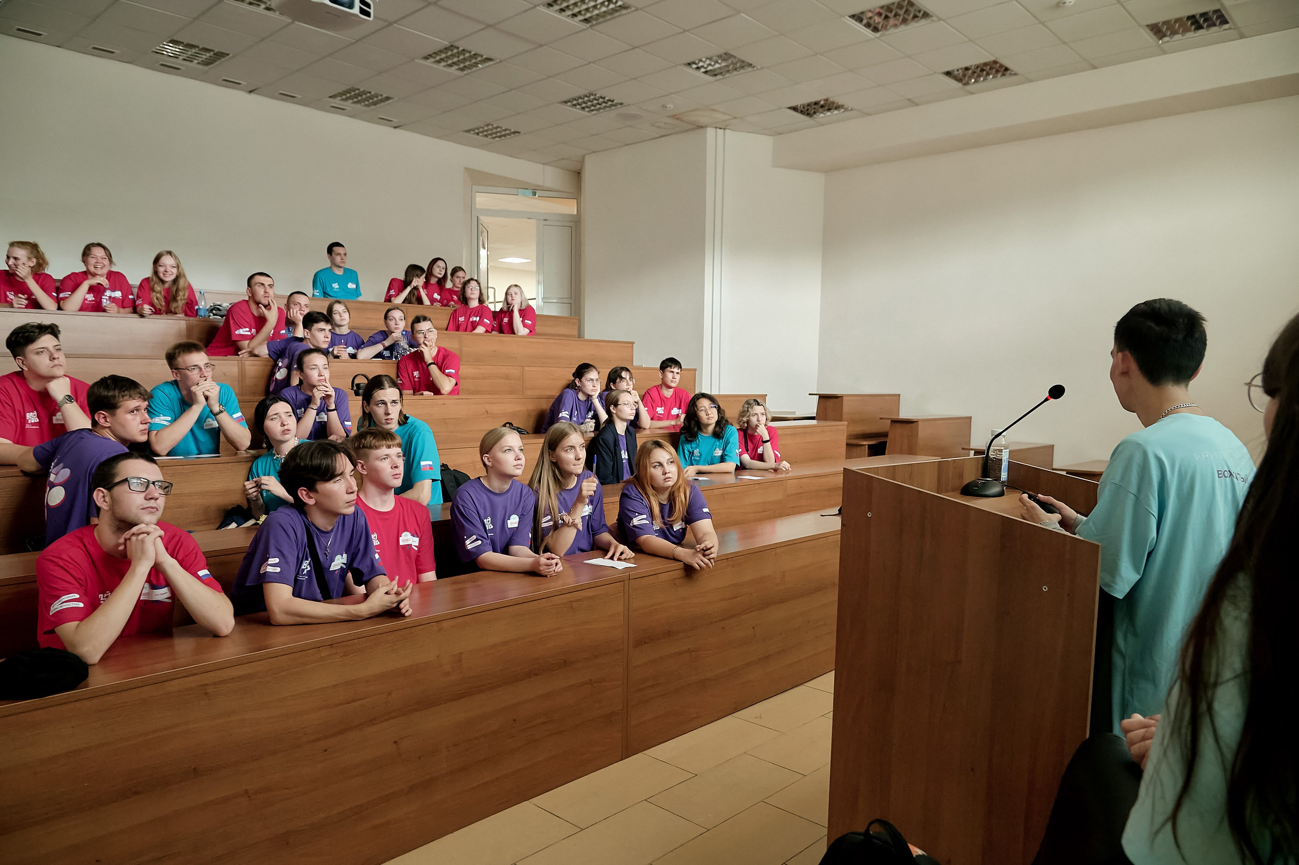 Большая перемена. Фотограф Яковлев Роман — Красноярск