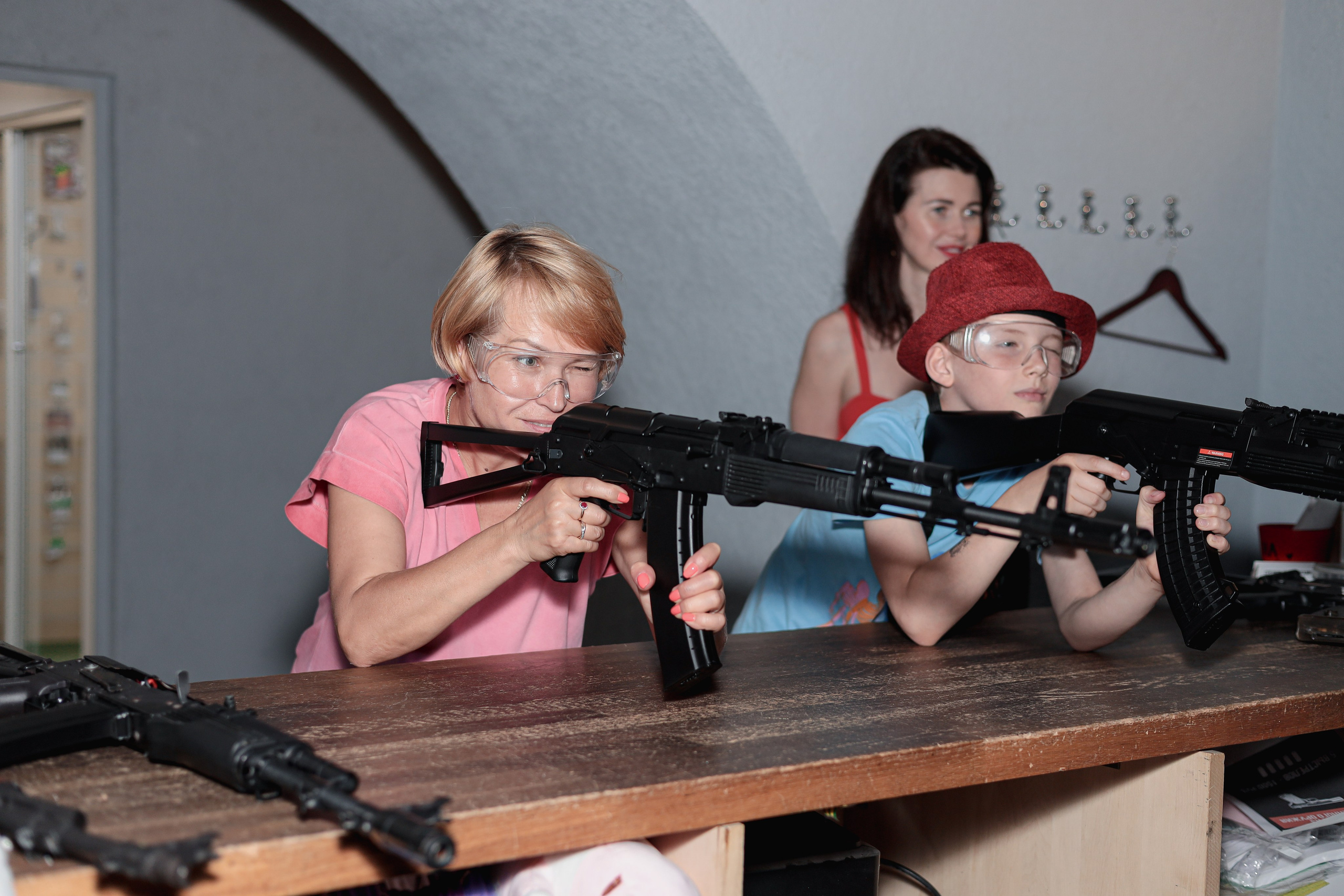 День рождение в стрелковом клубе. Фотограф Надршина Лилия