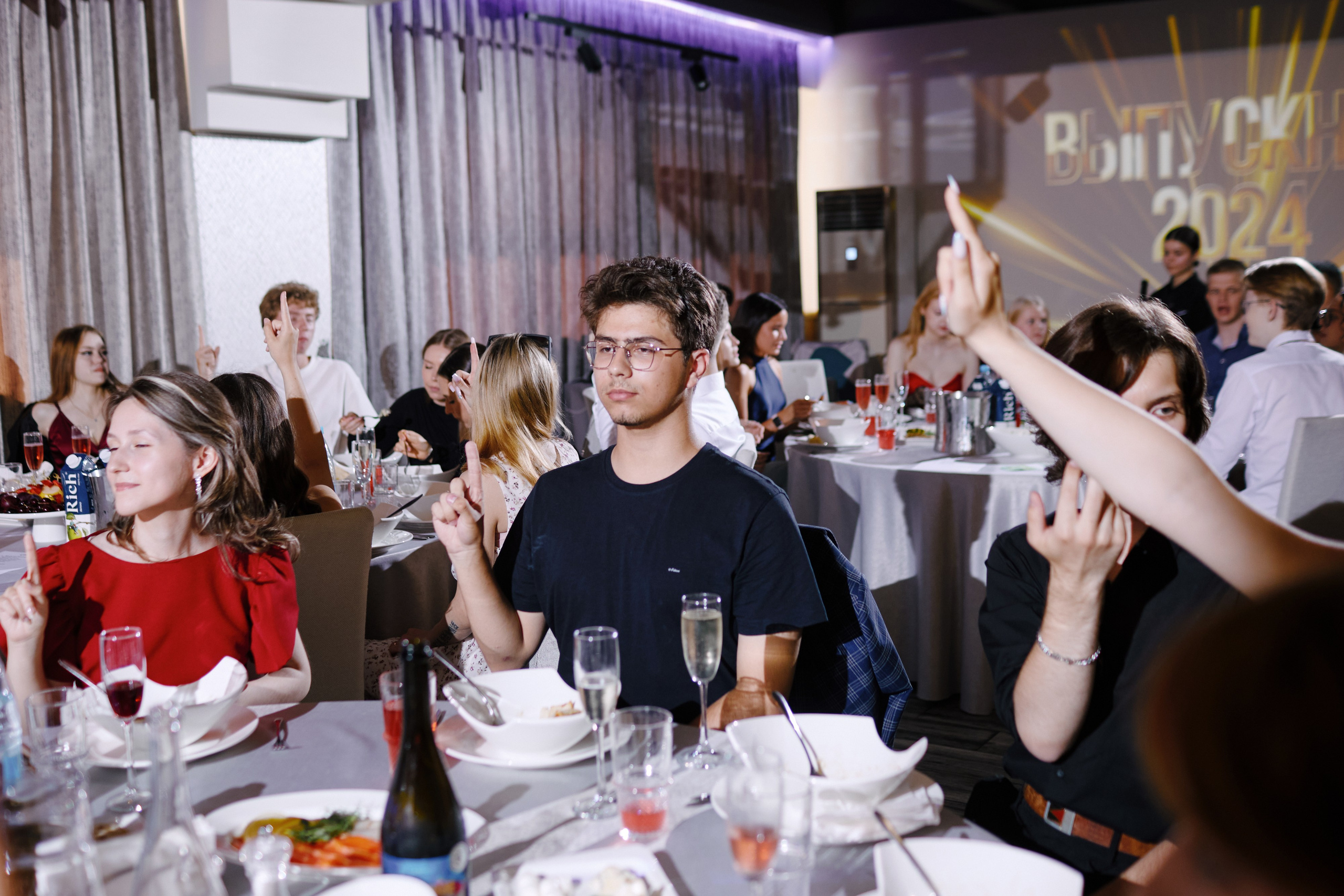 Выпускной 11кл. Портретный и свадебный фотограф в Екатеринбурге Владимир ЛузинЛузин