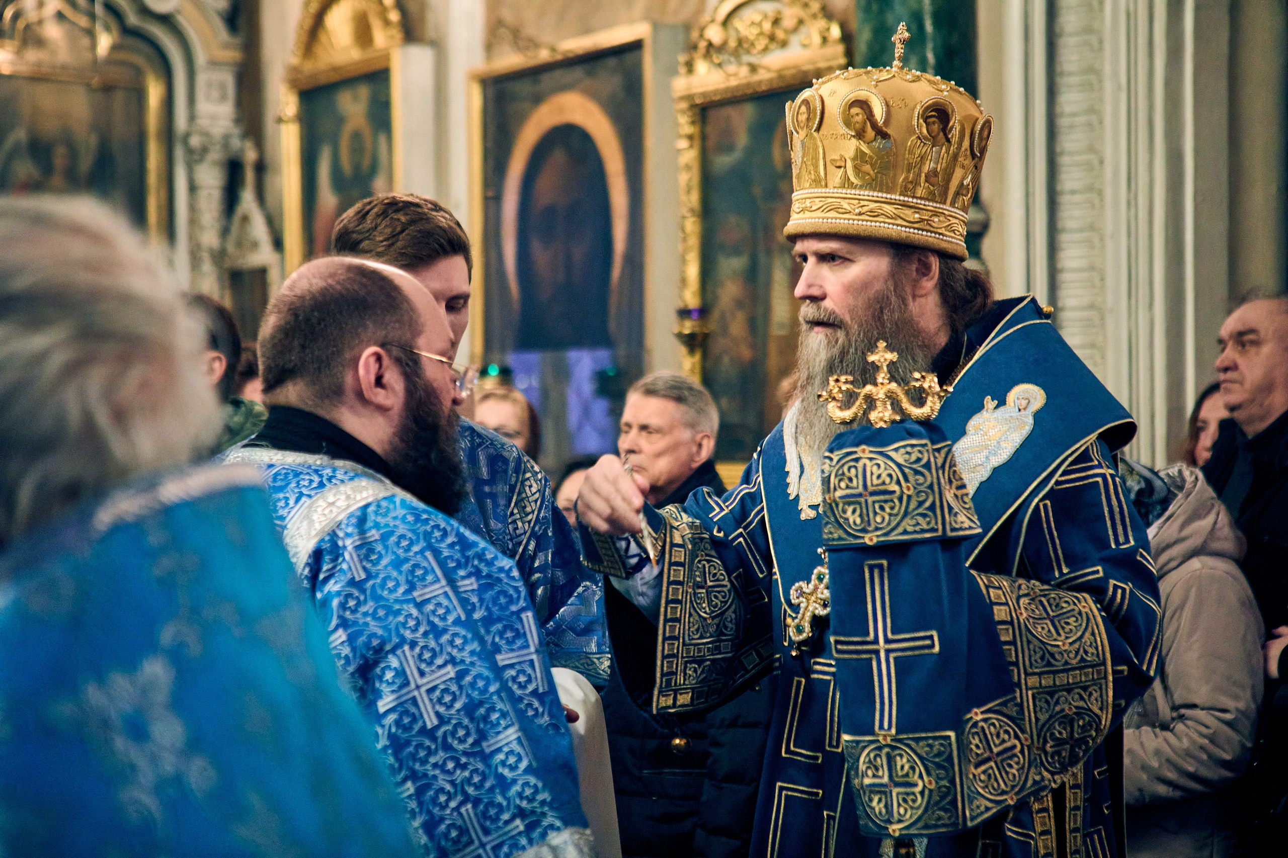 Всенощная на Благовещение Пресвятой Богородицы. DMITRY MOISEENKO — фотограф, художник, топ-стилист