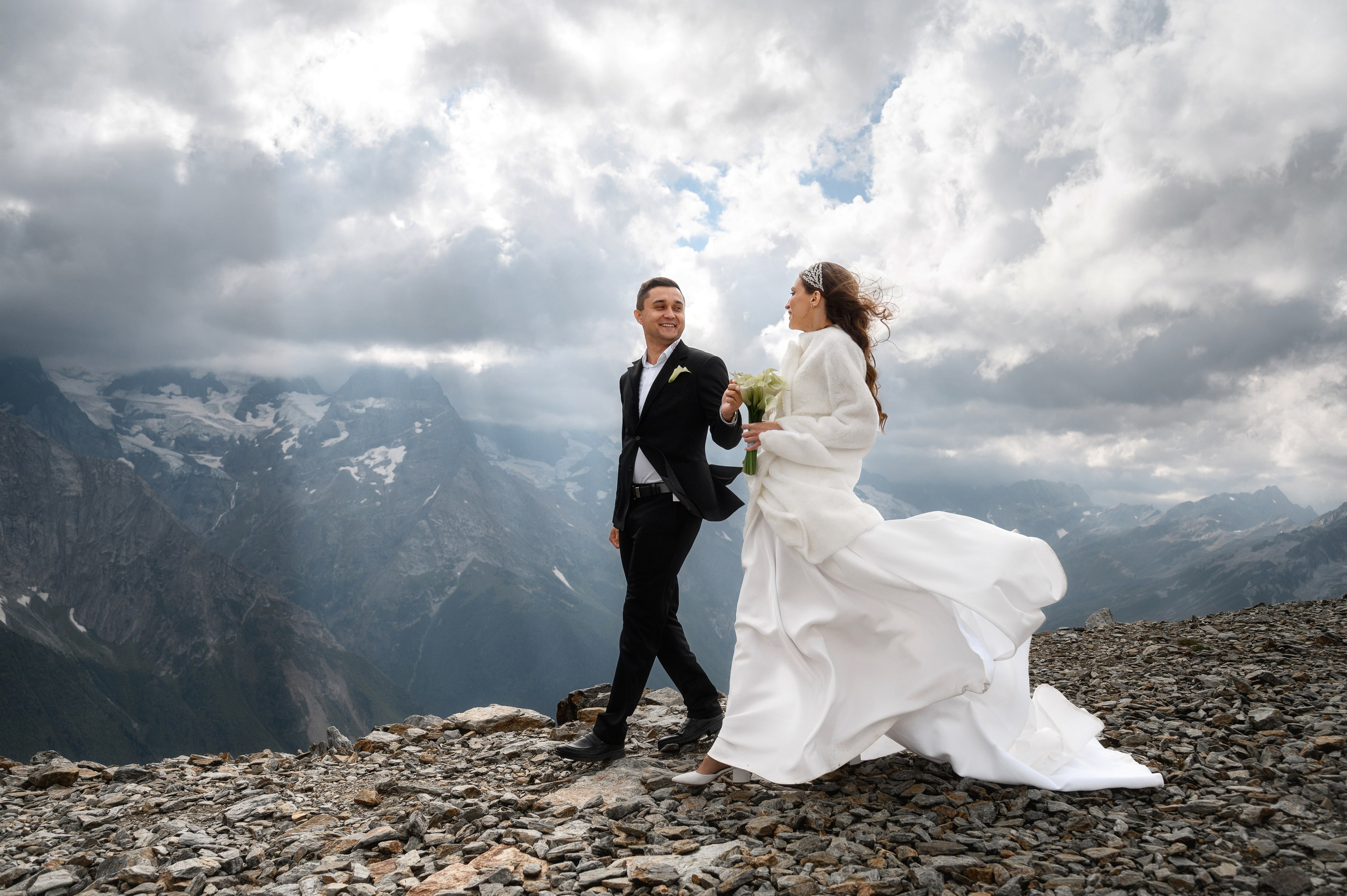 Горная свадьба Рината и Регины (09.09.24). Свадебный и travel фотограф в Волгограде, Сочи, Домбае, Европе