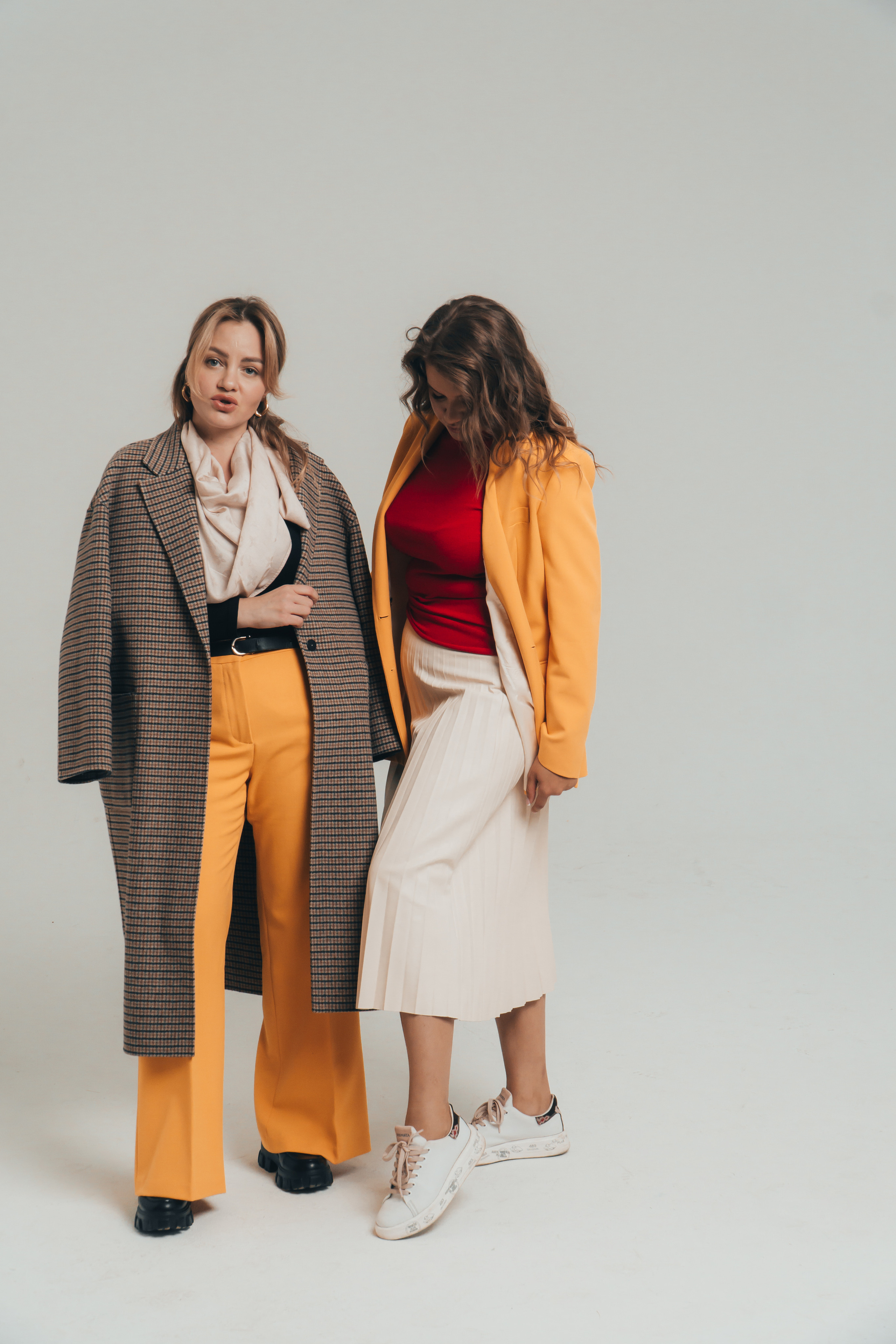 фотосессия подружек в студии и городе