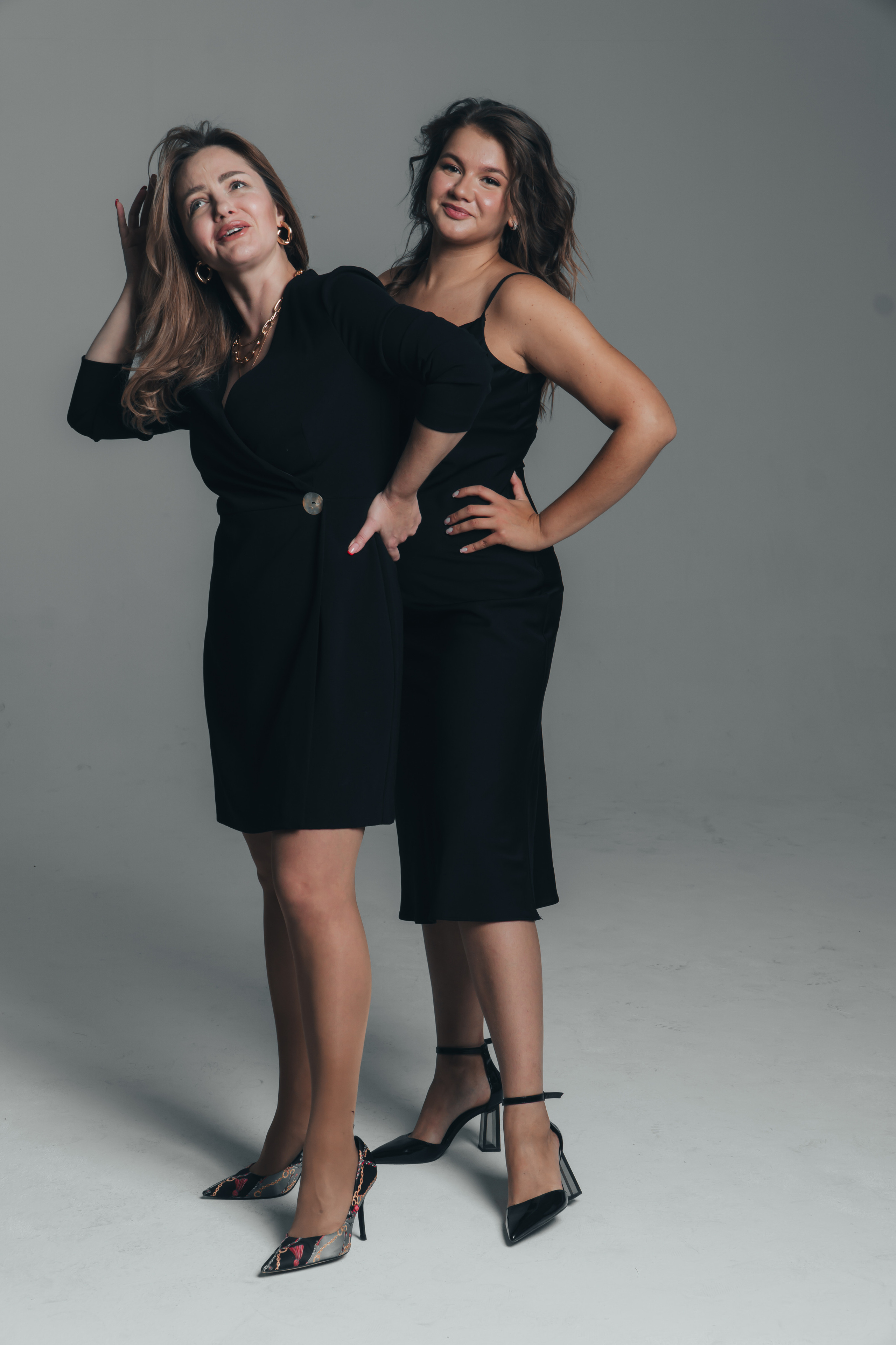 фотосессия подружек в студии и городе