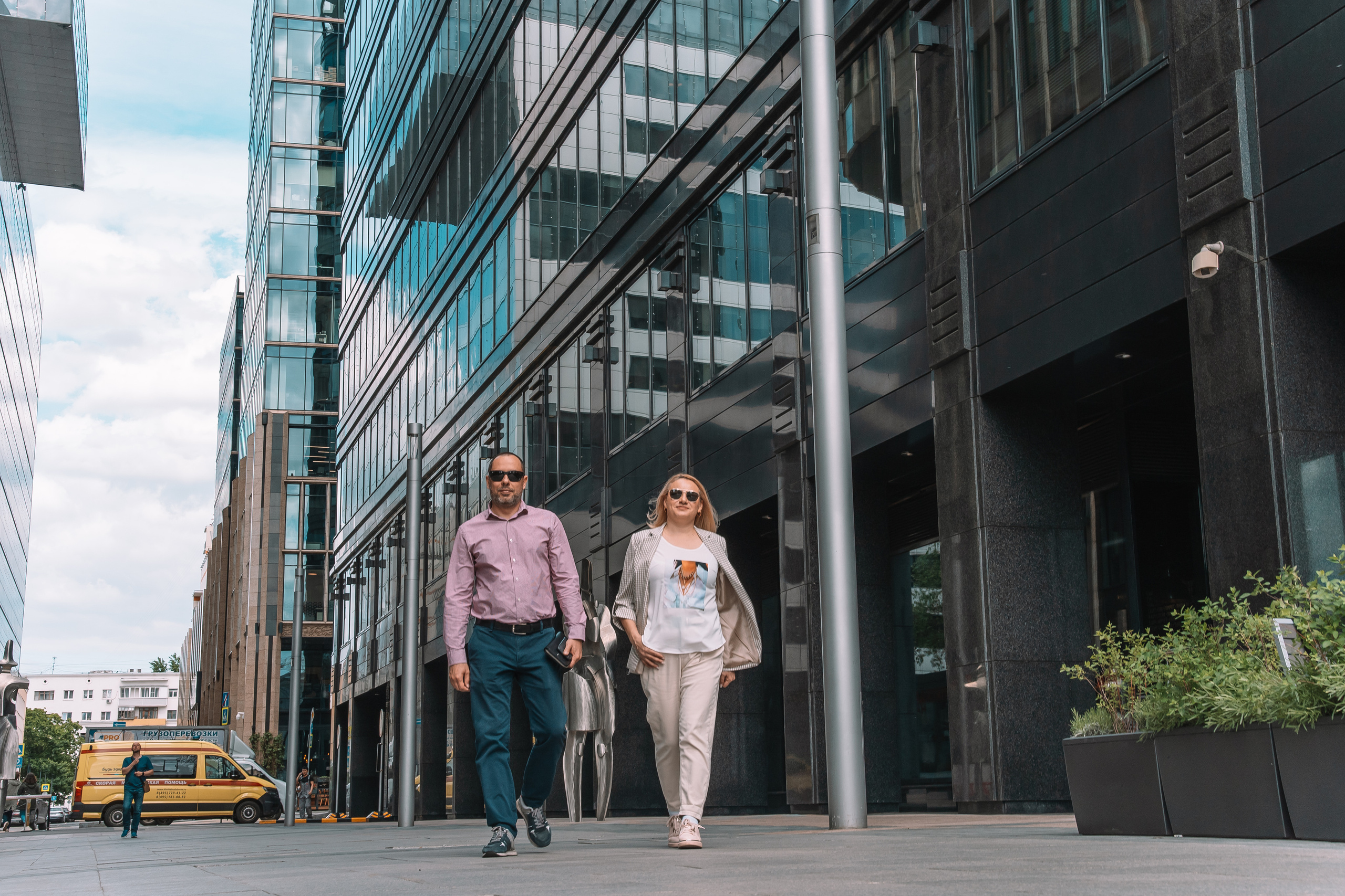 контентная фотосессия для адвокатов на улице