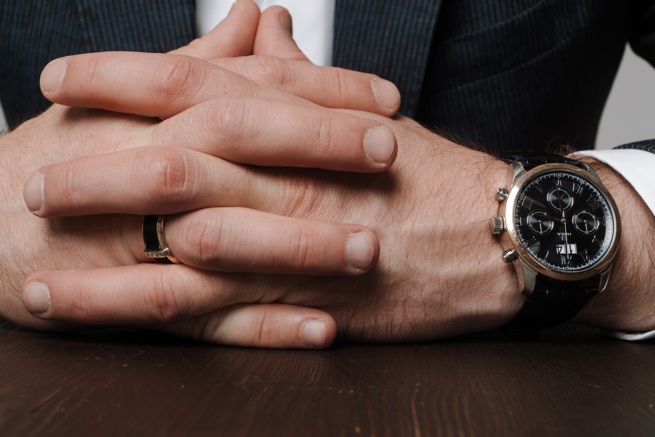 мужская фотосессия на циклораме